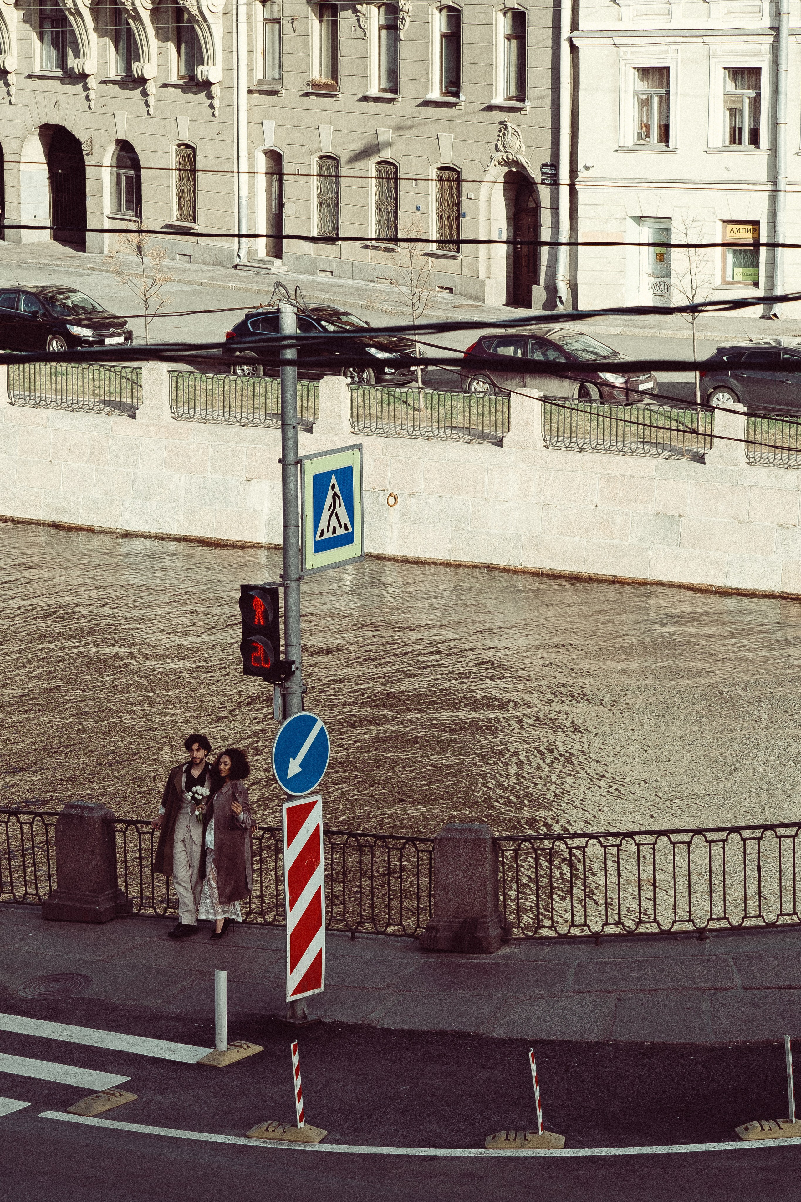 СВАДЕБНАЯ ПРОГУЛКА ПО ПЕТРОГРАДКЕ ВЕСНОЙ. СВАДЕБНАЯ ФОТОСЕССИИЯ НА ПЕТРОГРАДКЕ. Профессиональный фотограф, Санкт-Петербург — Виктория Богомолова