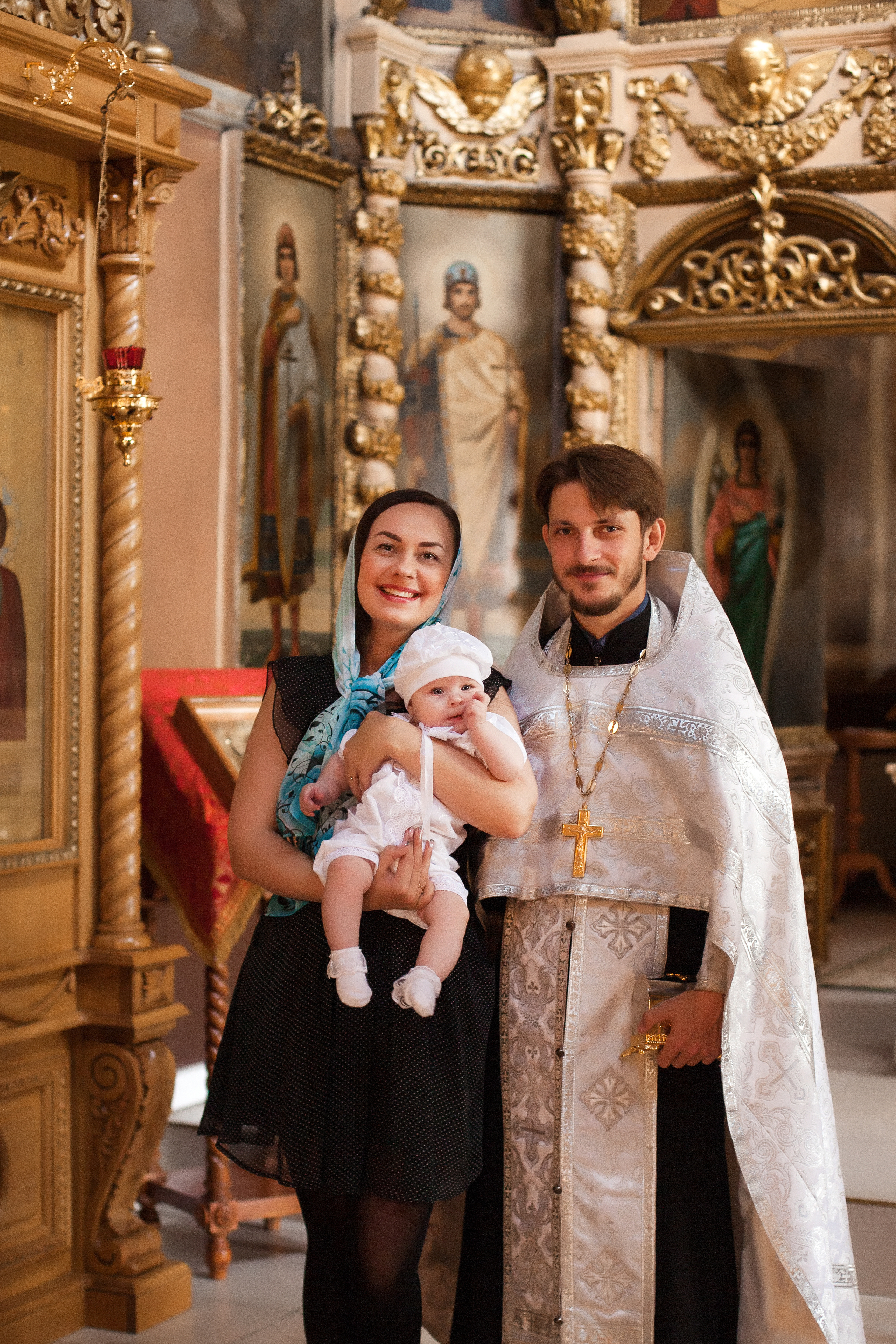 Храм Во Имя Святой Троицы. Фотограф новорожденных в Брянске Анжелика Прохоренкова
