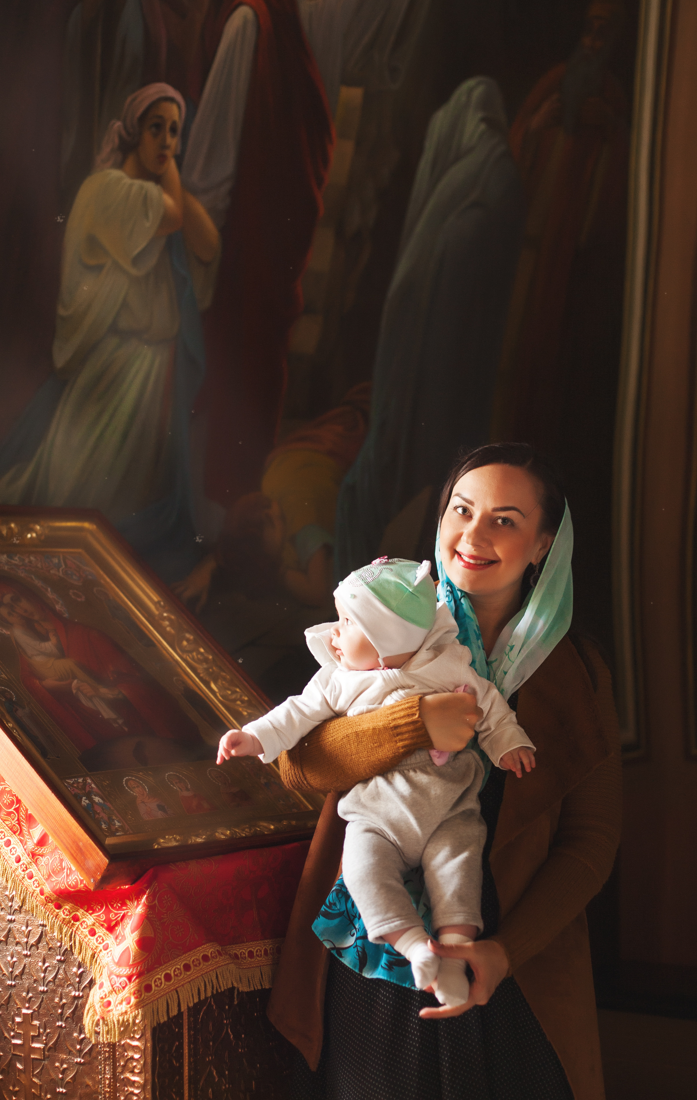 Храм Во Имя Святой Троицы. Фотограф новорожденных в Брянске Анжелика Прохоренкова