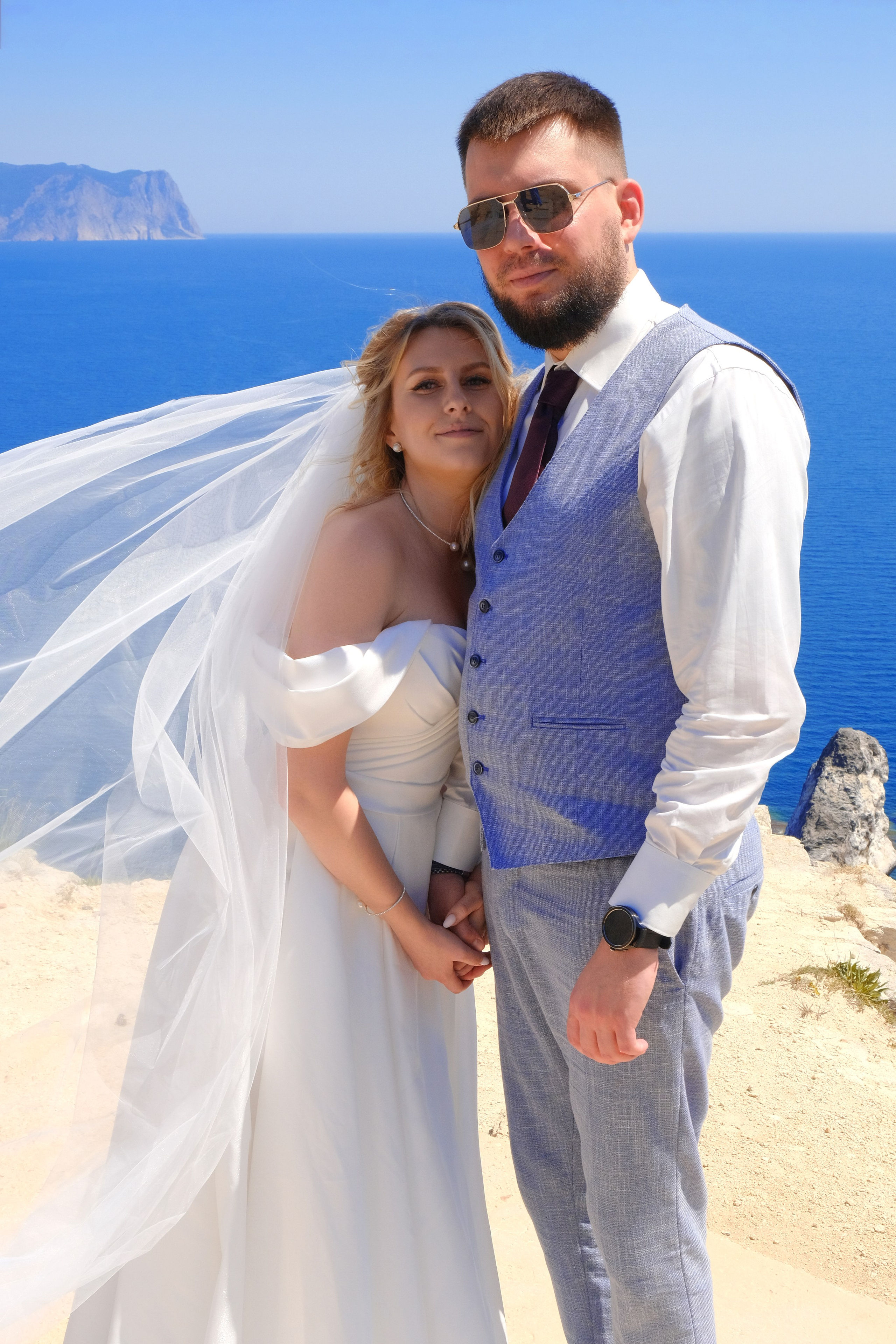 Свадебная фотосессия в Старая ялтинская дорога, фотолент. Профессиональная фотосъемка в Крыму. Натуральные эмоции и живые кадры. Забронируйте дату прямо сейчас!