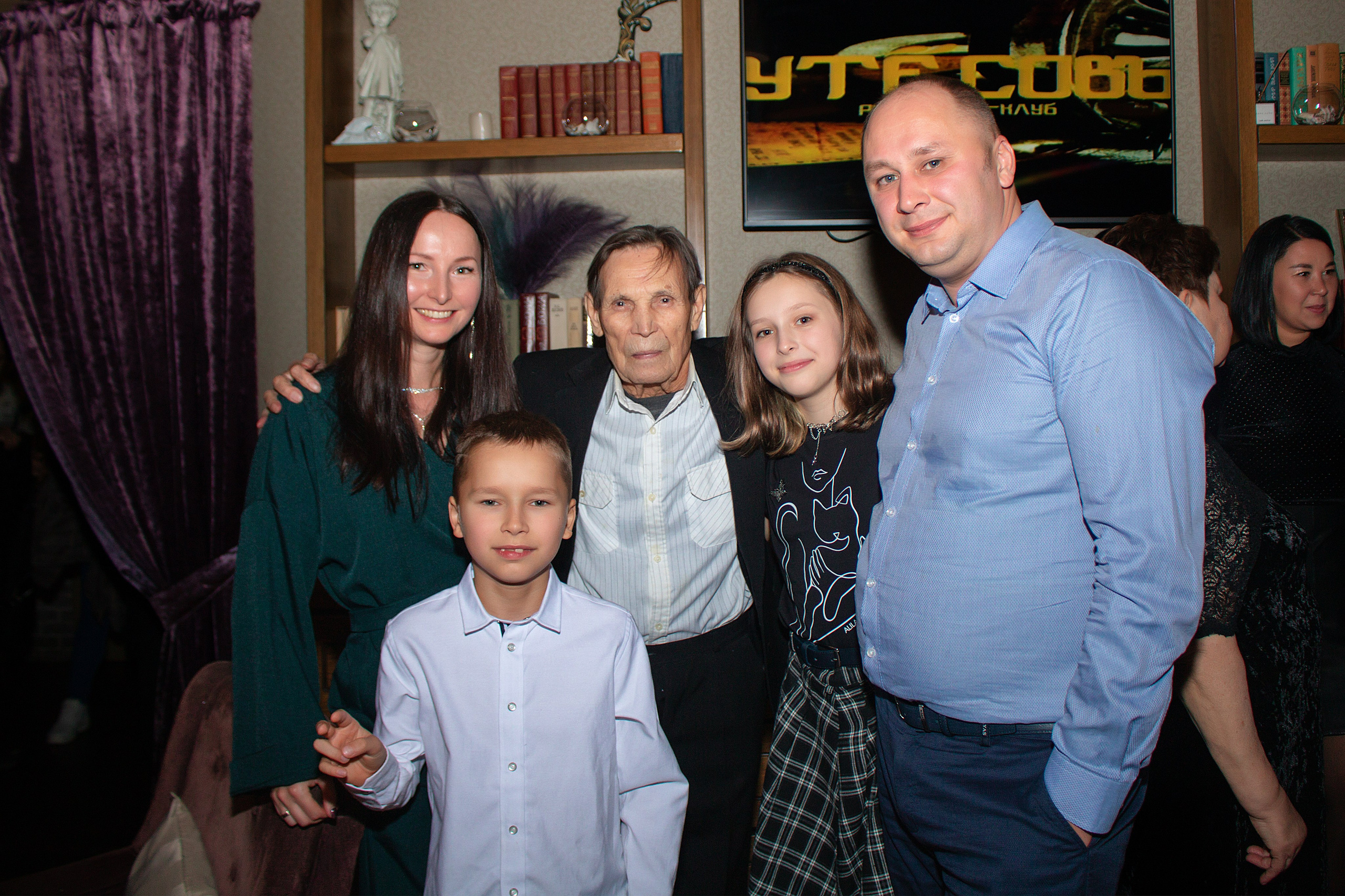 Юбилей. Фотограф Анастасия, СПб: живые семейные и женские фотосессии без позирования, наполненные эмоциями