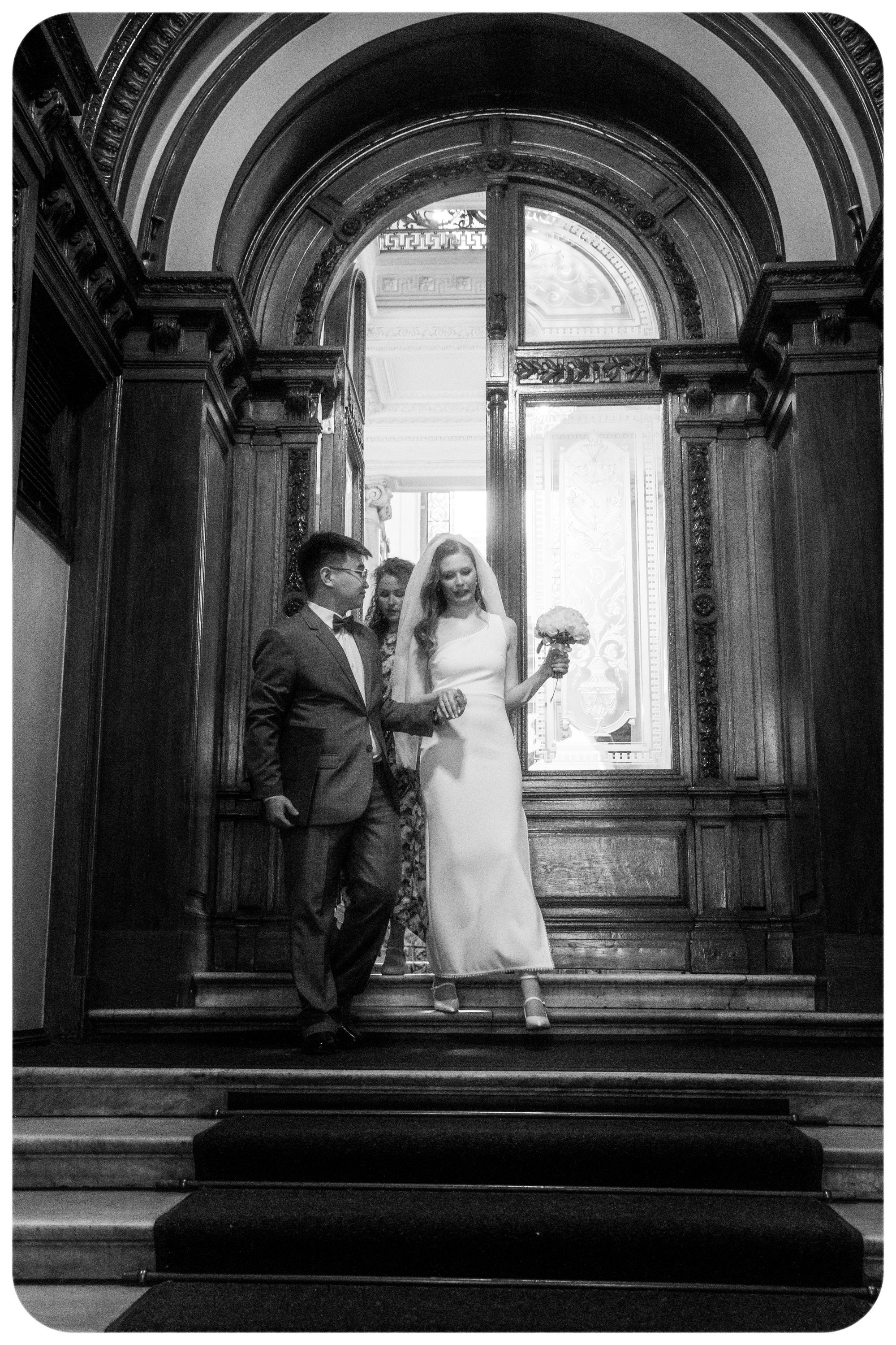 Чингис и Александра регистрация и небольшая прогулка. Свадебный и семейный фотограф в г. Волхов Алексей Кочерыжкин