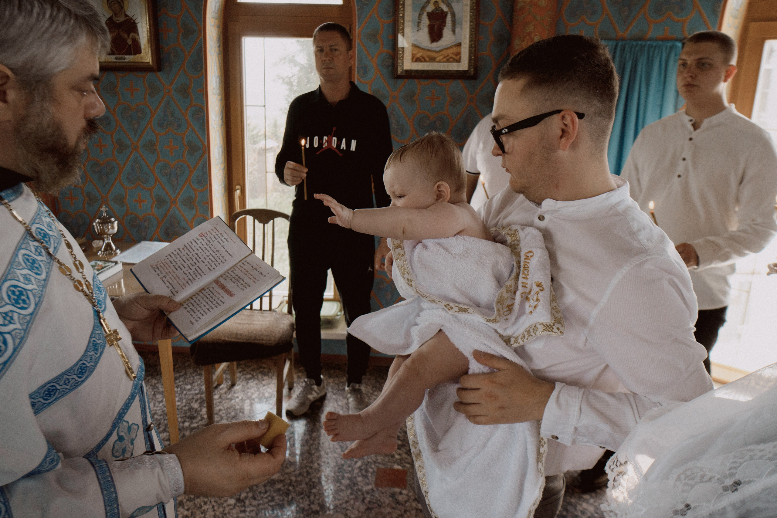 Крещение в Свято-Георгиевском монастыре. Семейный фотограф и видеограф Алёна Ким