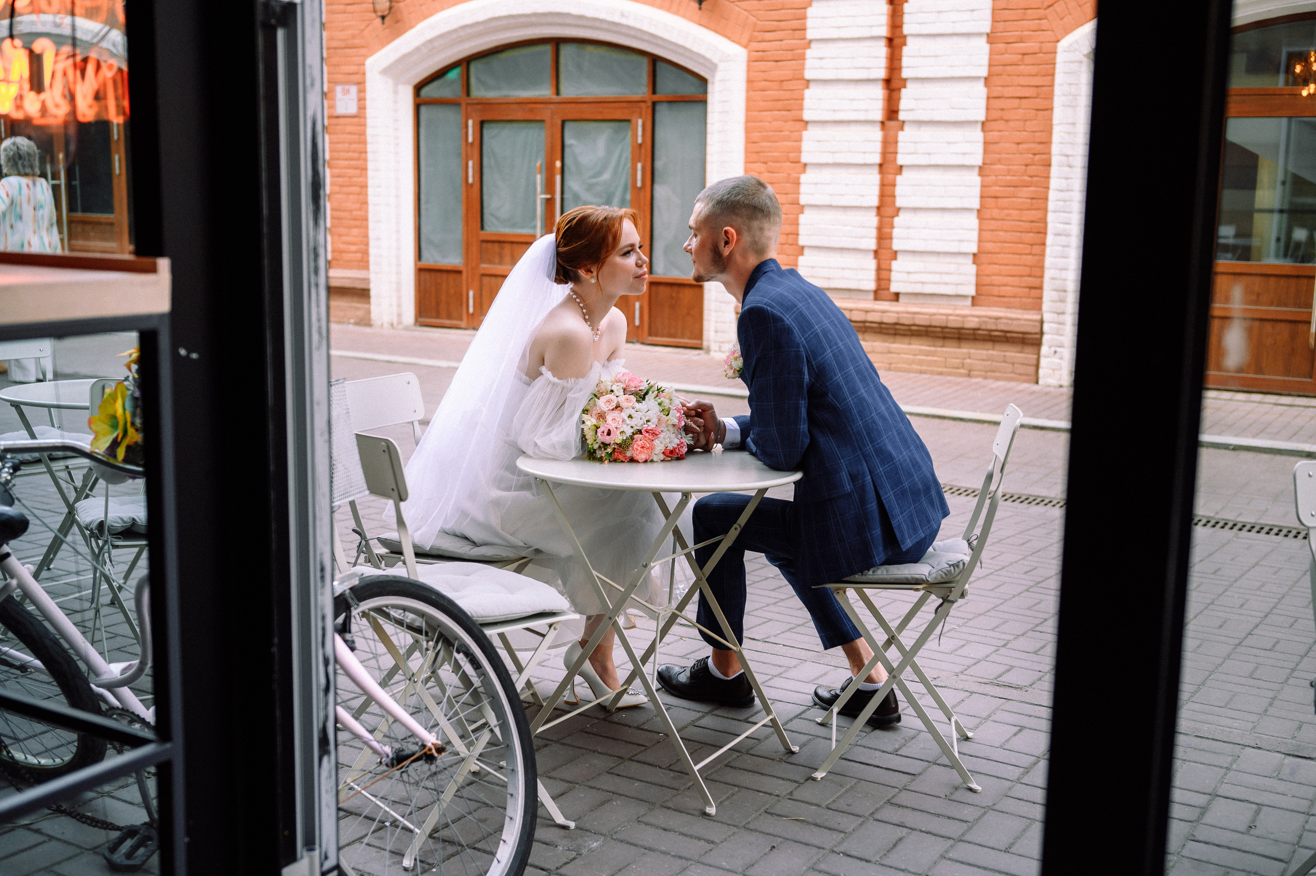 Свадебный день Анастасии и Виталия. Фотограф о любви в Перми Елена Кузовлева