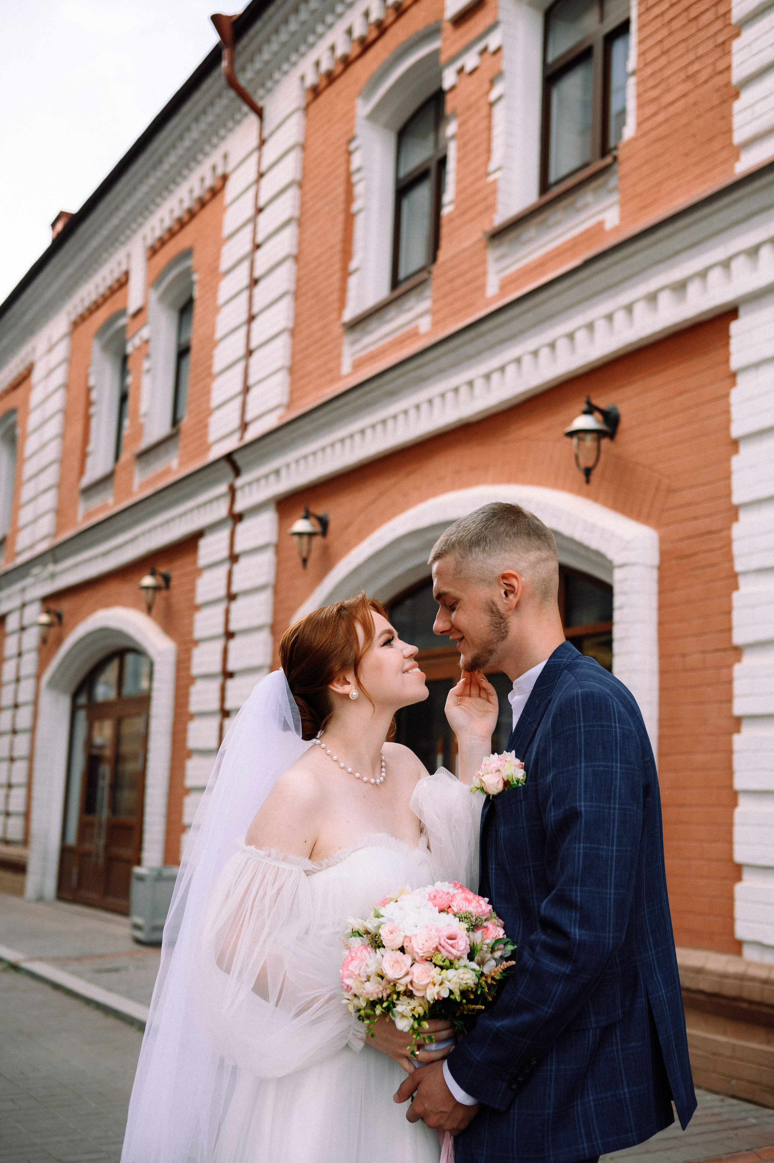 Свадебный день Анастасии и Виталия. Фотограф о любви в Перми Елена Кузовлева