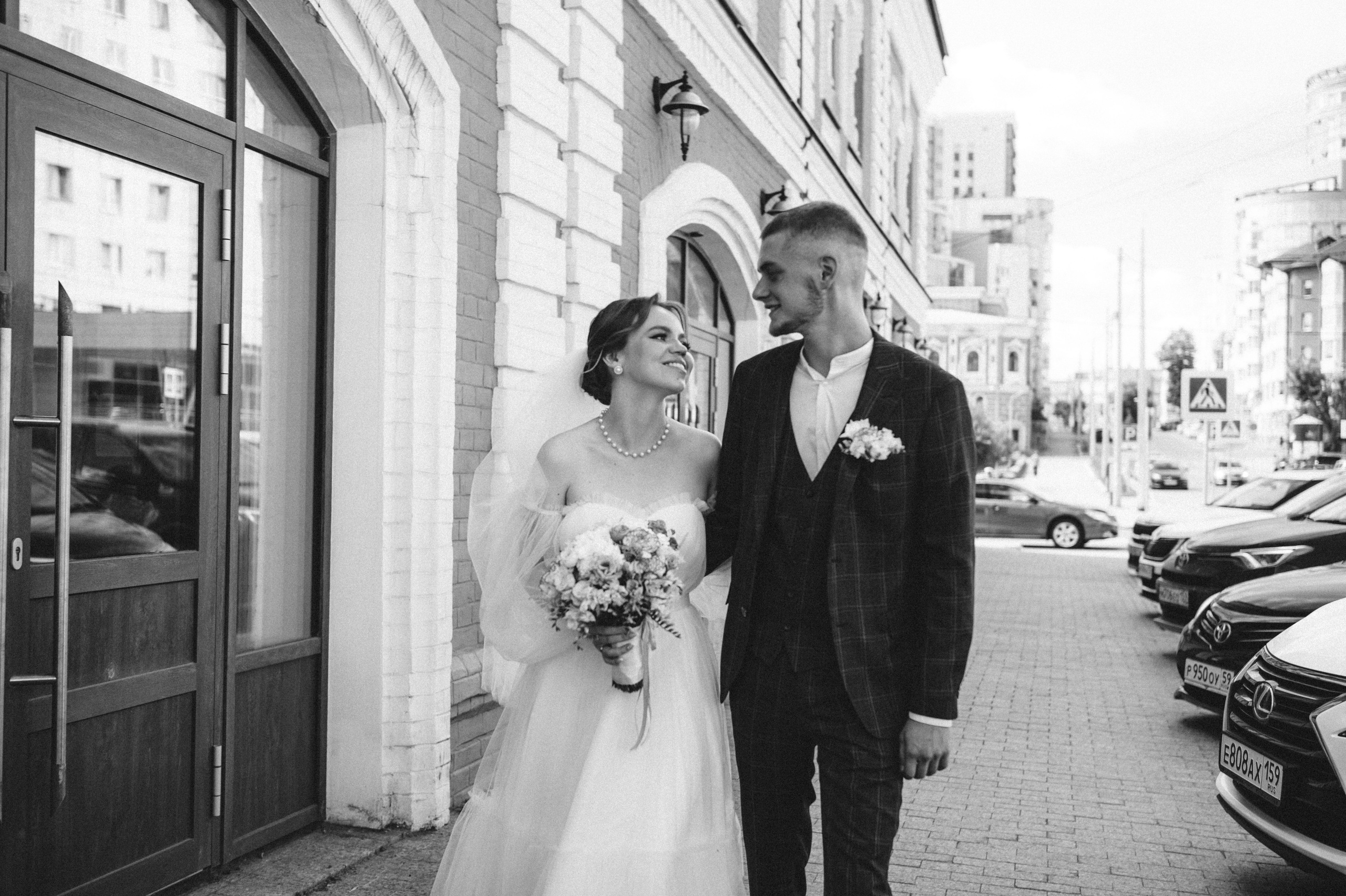 Свадебный день Анастасии и Виталия. Фотограф о любви в Перми Елена Кузовлева