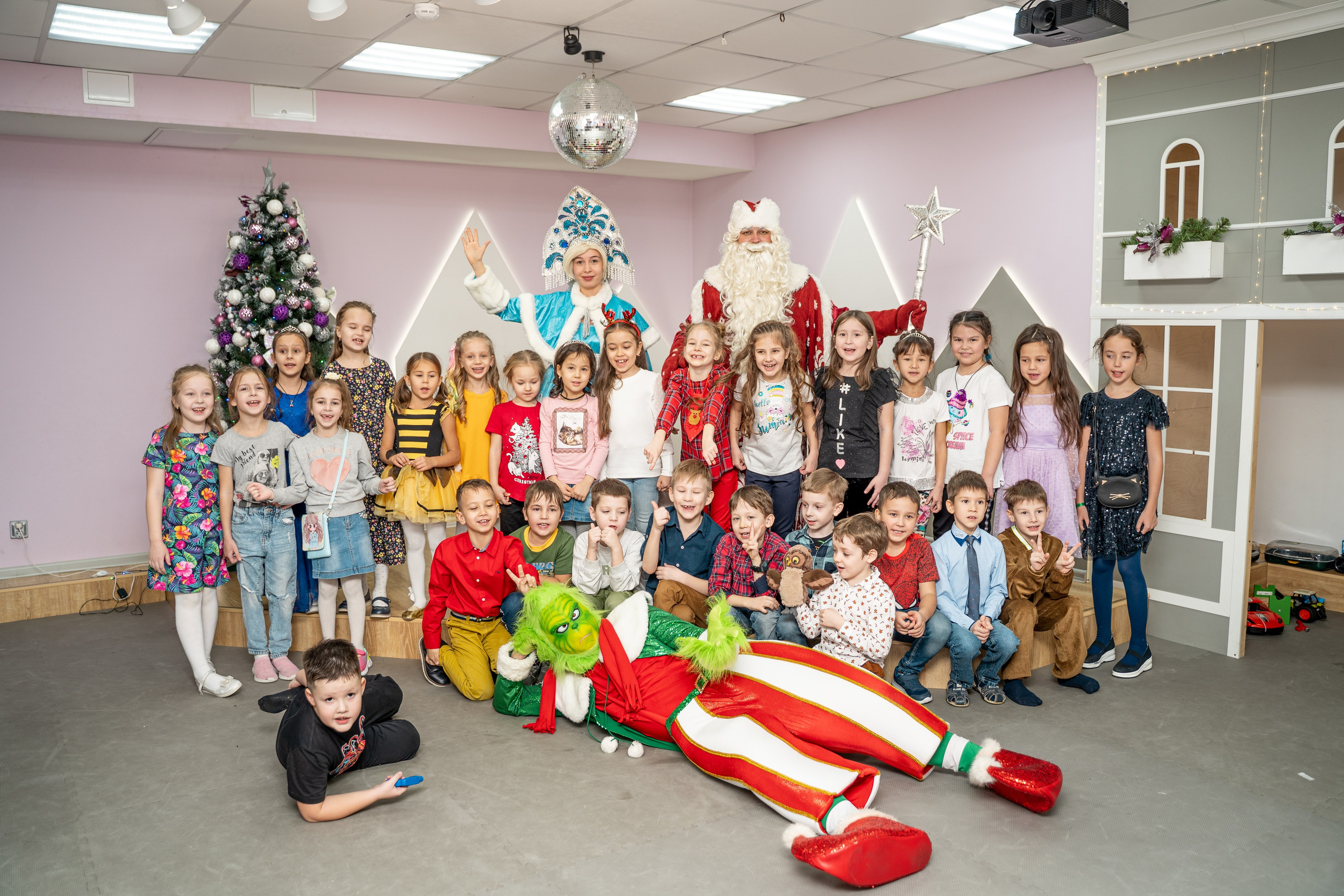 1 гимназия Новогодний утренник. Свадебный и репортажный фотограф в Уфе| Осетрова Ольга