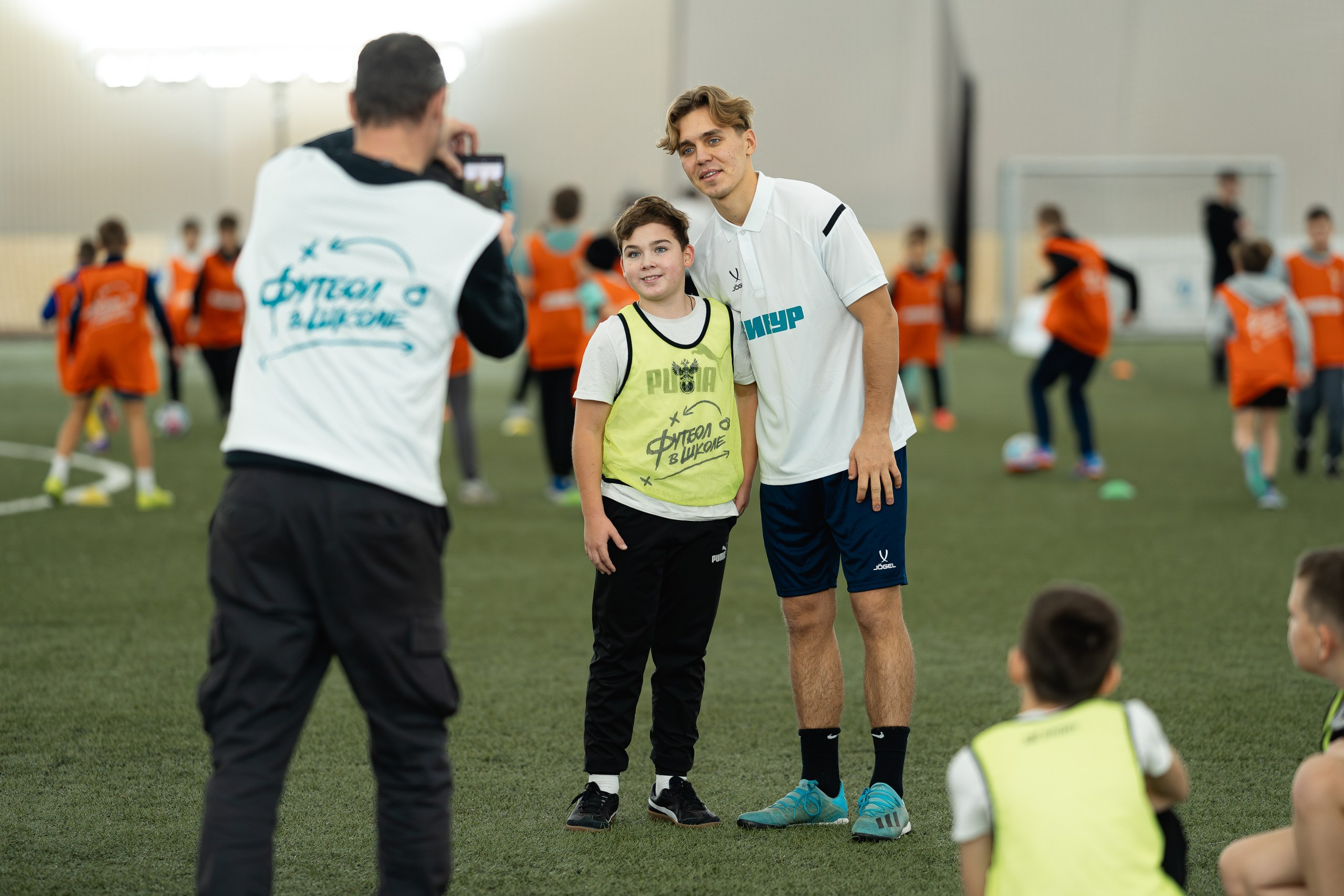 Фестиваль «СИБУР. Урок футбола» в рамках проекта Российского футбольного союза «Футбол в школе». Портретный и репортажный фотограф в Воронеже: Анастасия Пузикова
