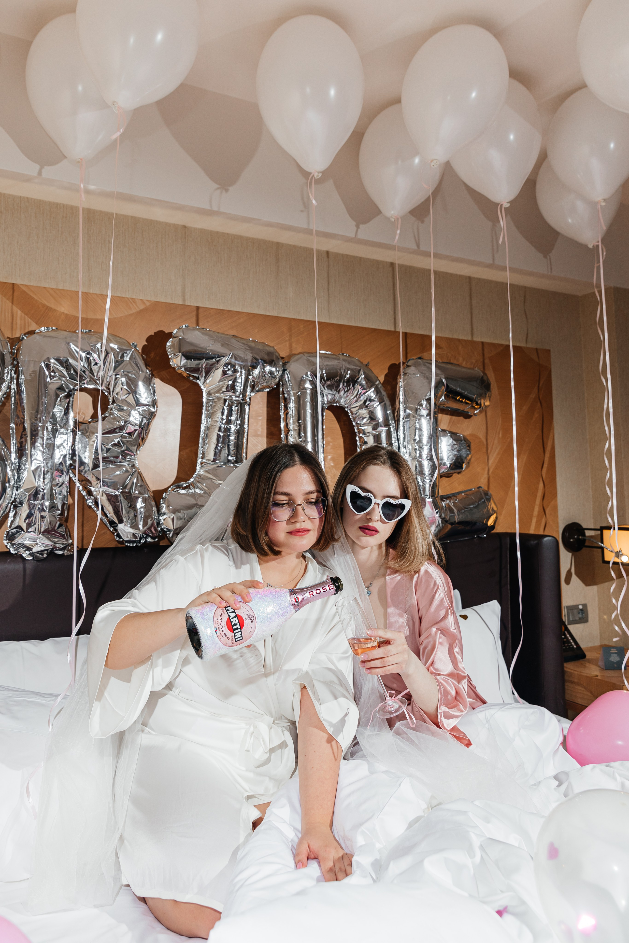 Девичник Crown Hotel. Семейный фотограф в Санкт-Петербурге Ева Маркова