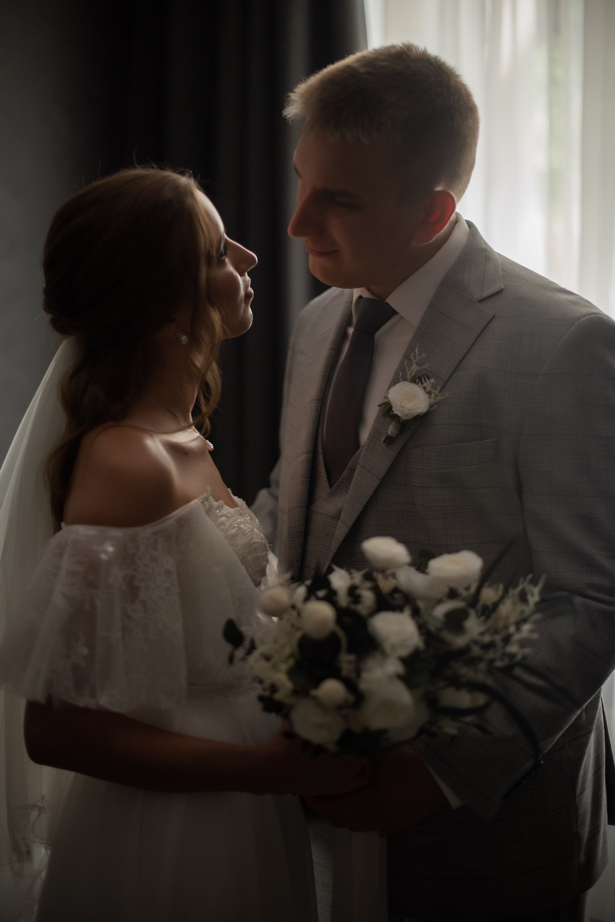 Свадебный альбом 12.08.23 – лучшие кадры с торжества. Свадебный фотограф в Миассе Татьяна Ружникова