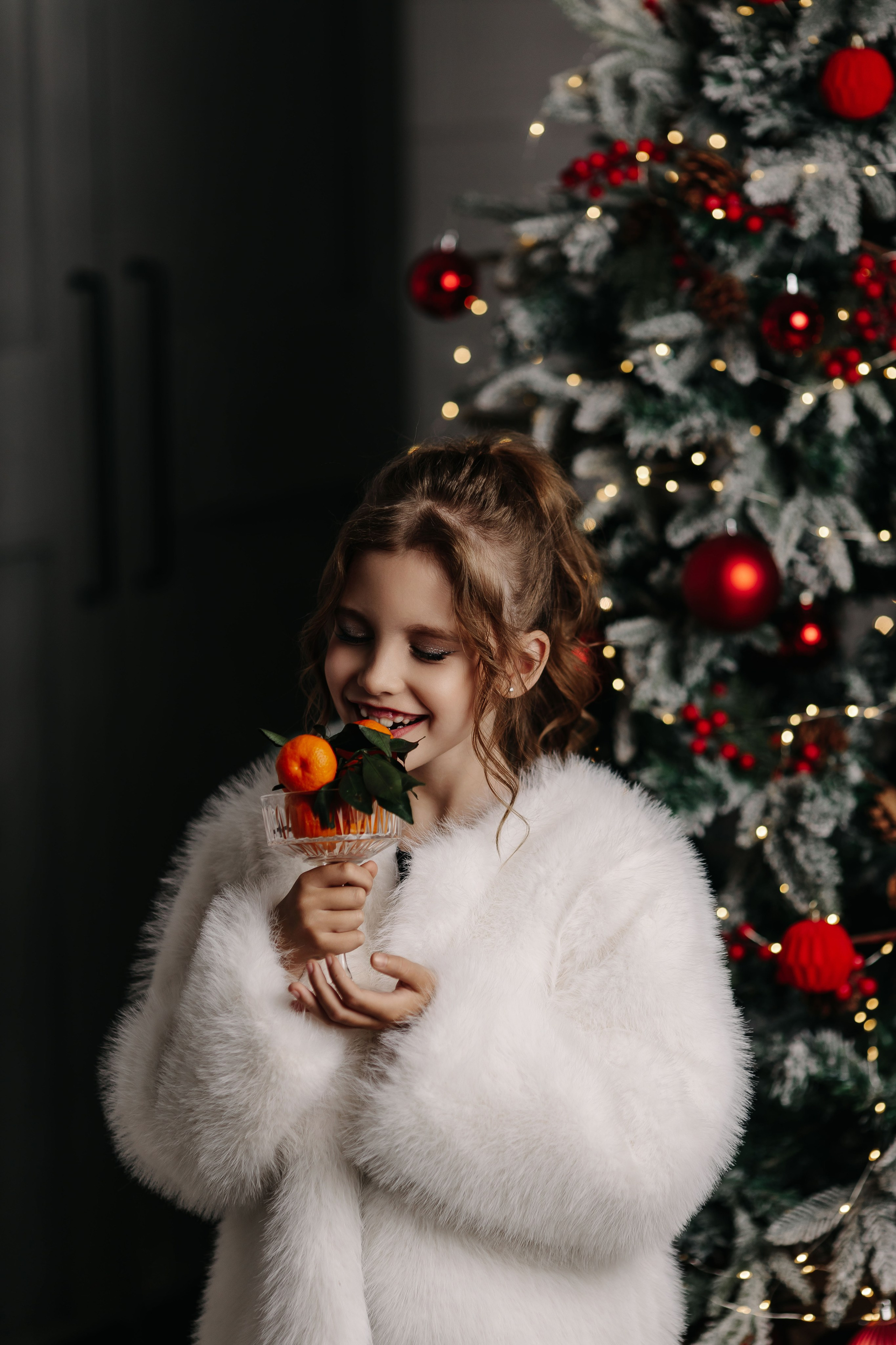 Новогодние портретики с Евой). Семейный и детский фотограф в Пскове и Санкт-Петербурге Яна Калинина