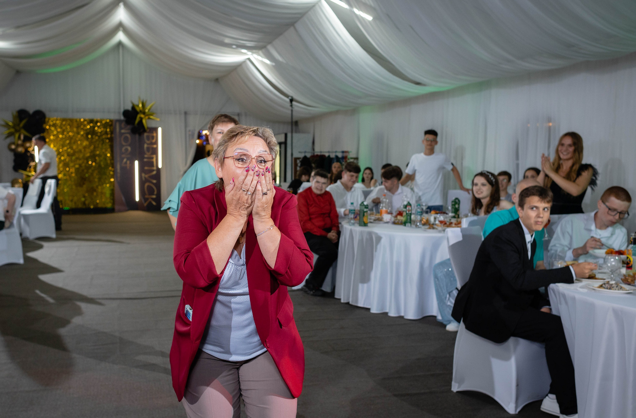 Выпуск 2024 9 кл г. Теплая. Фотограф Татьяна Орлова