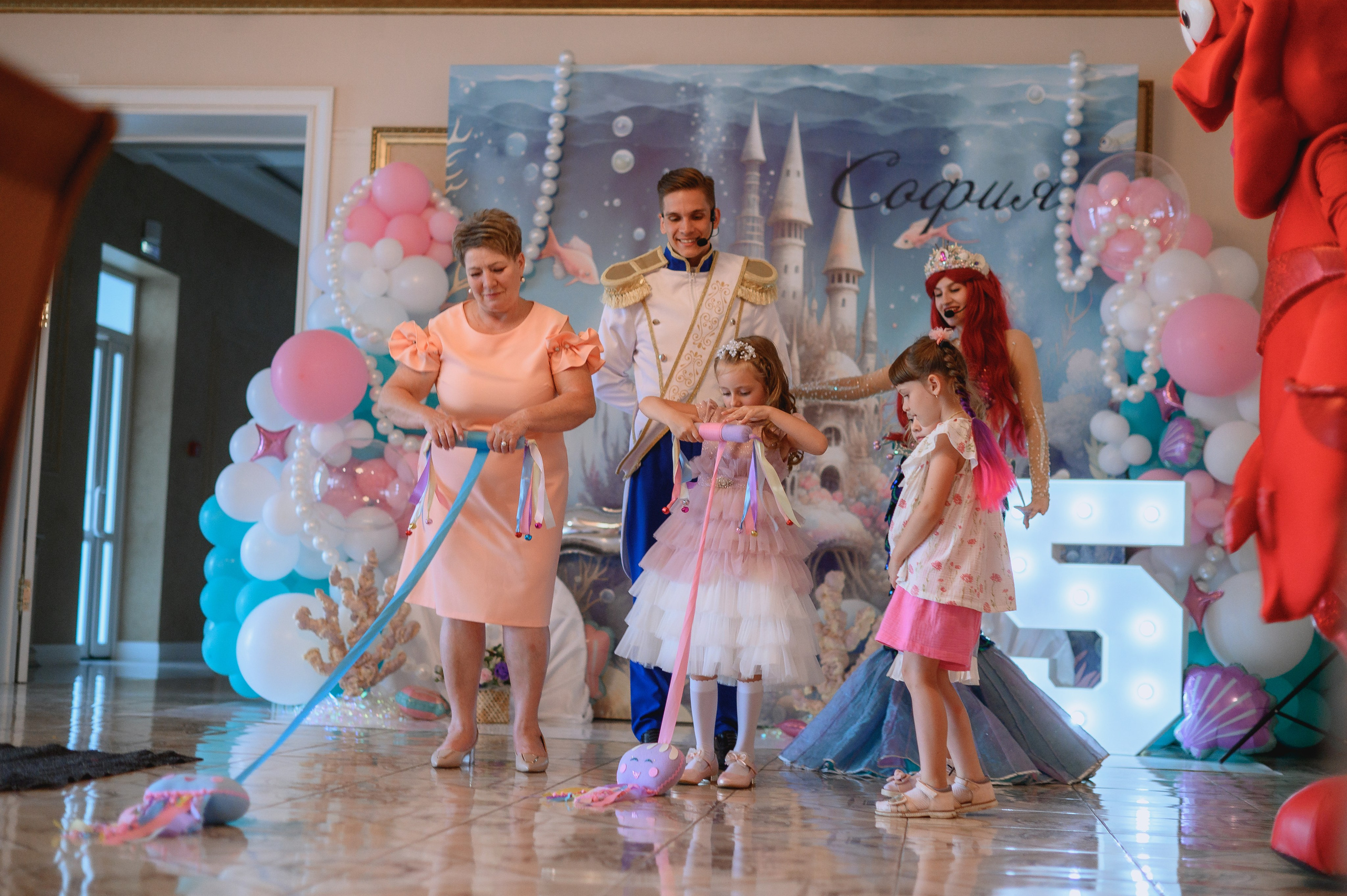 5 лет. Рафаелло, малый зал. Фотограф Котова Валентина