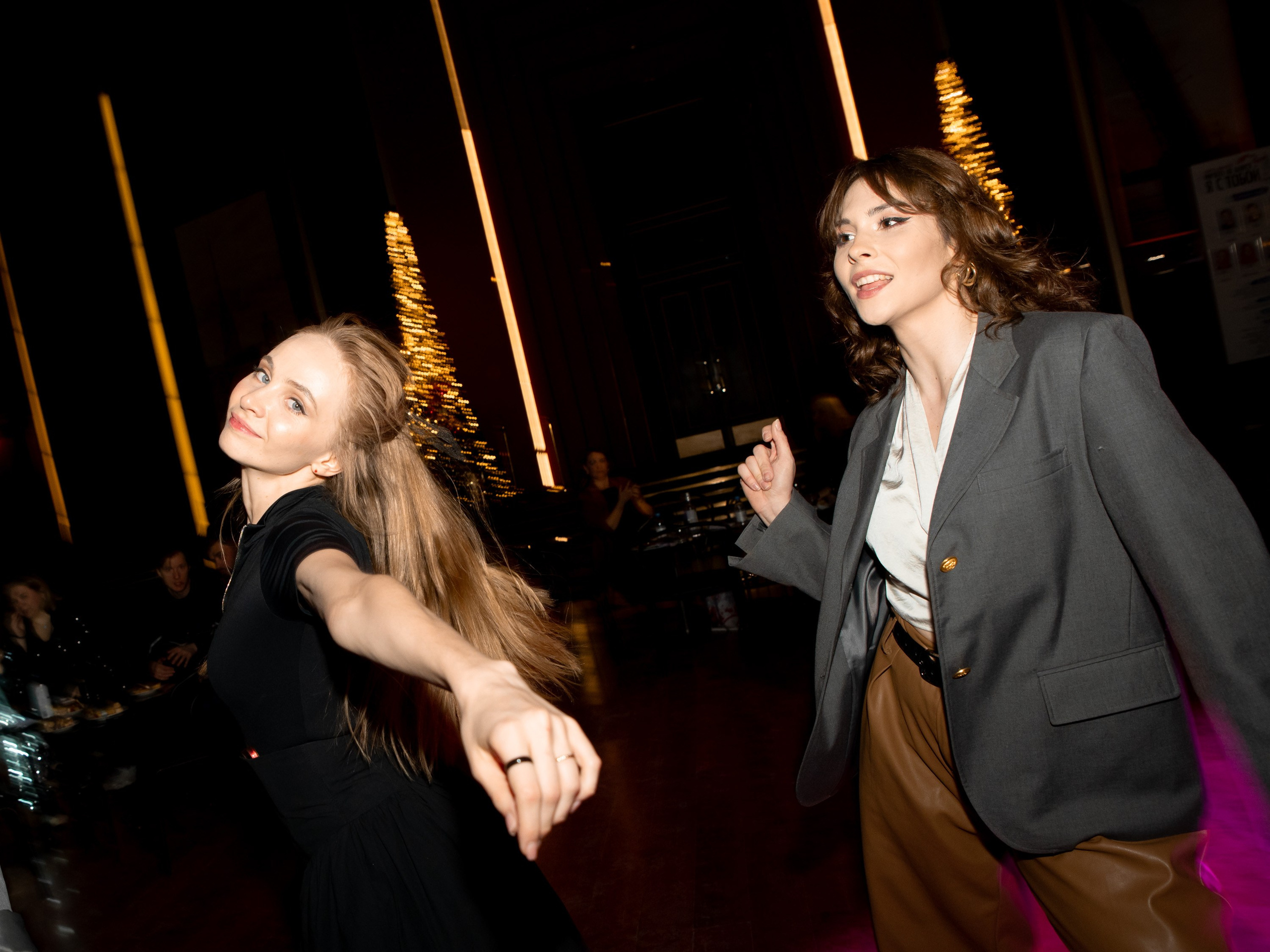 Корпоратив в театре МДМ. Свадебный и портретный фотограф в Москве Жердев Даниил