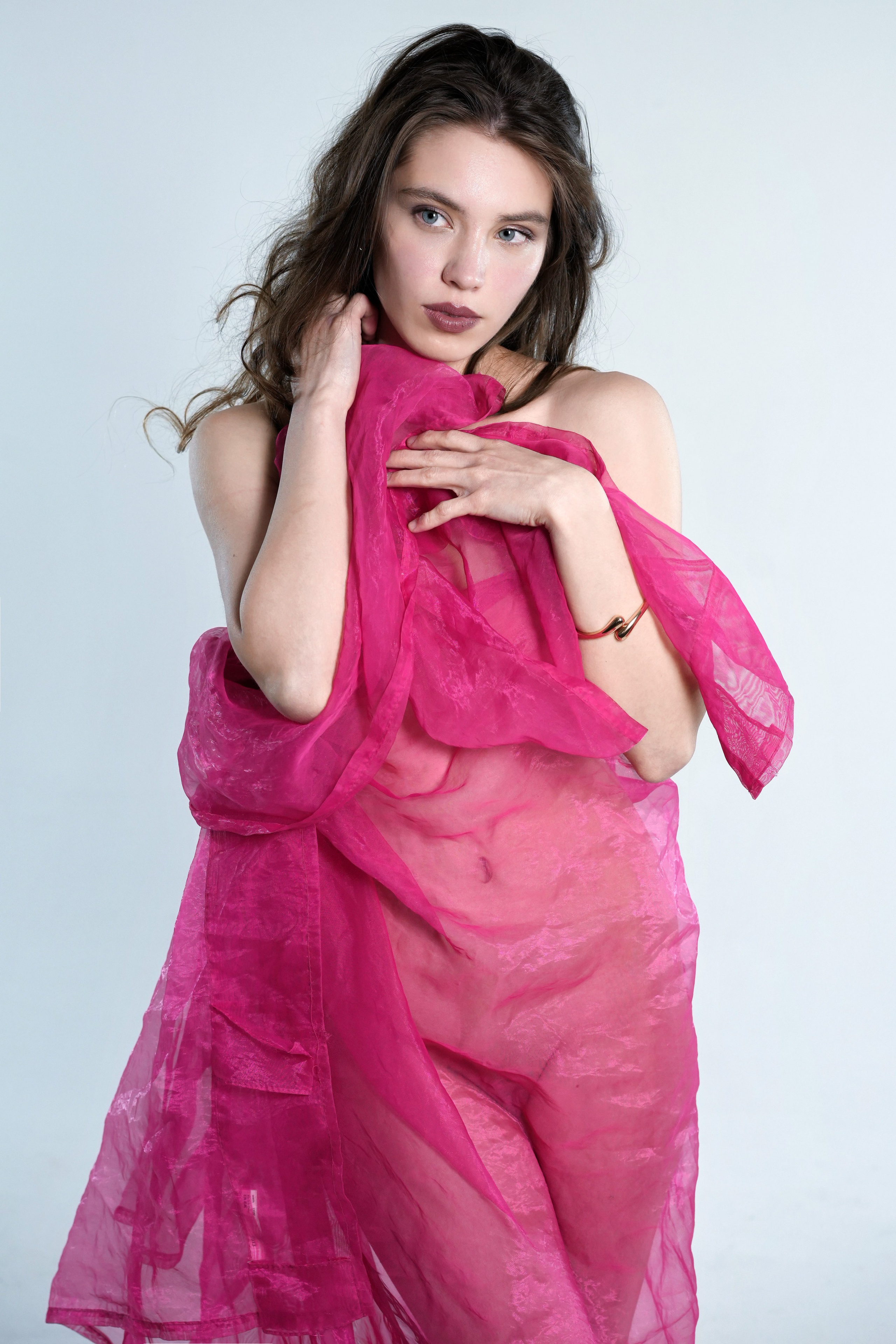 Коммерция тюль. Костюмер, художник кино и телевидения в спб