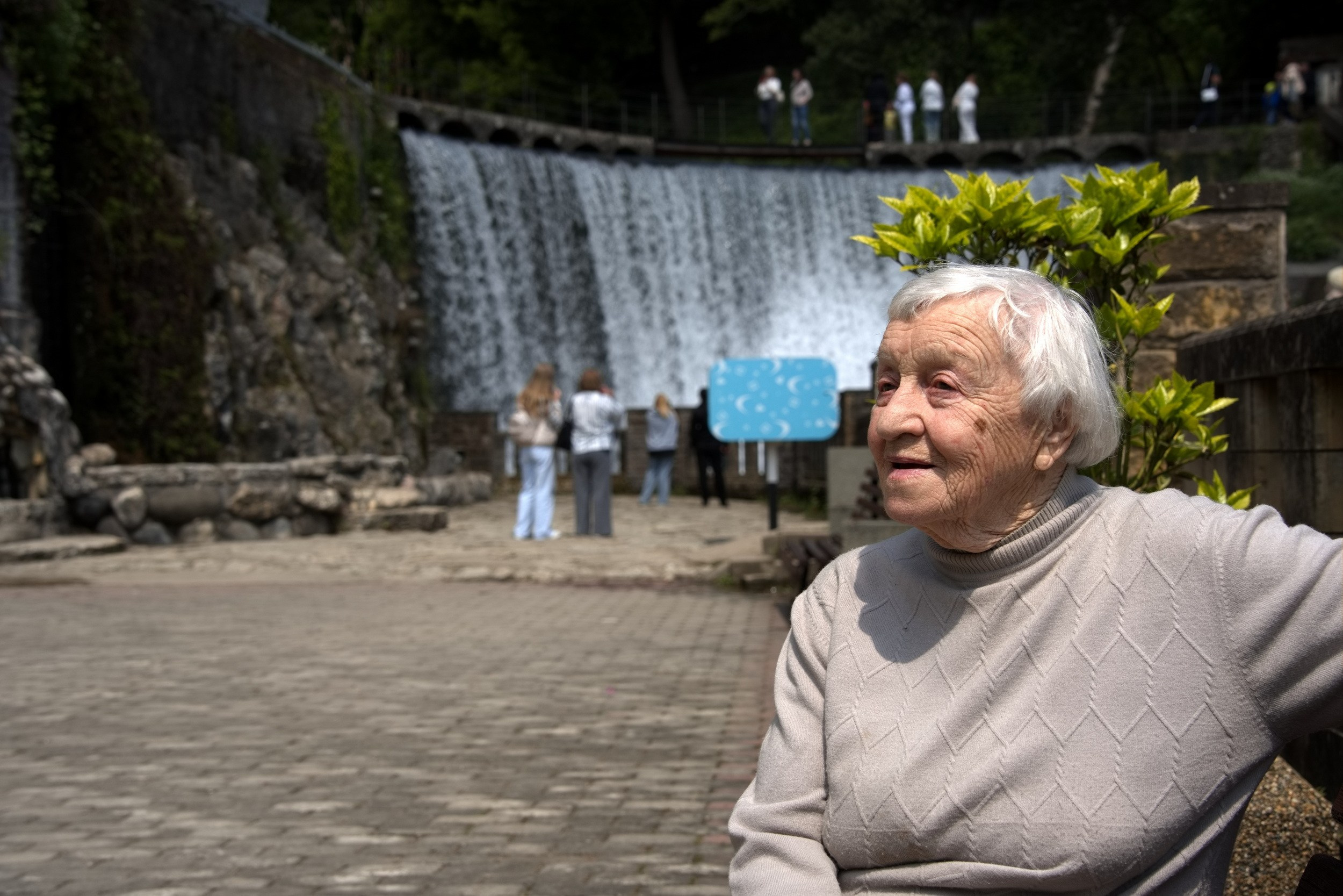 Новоафонский водопад.