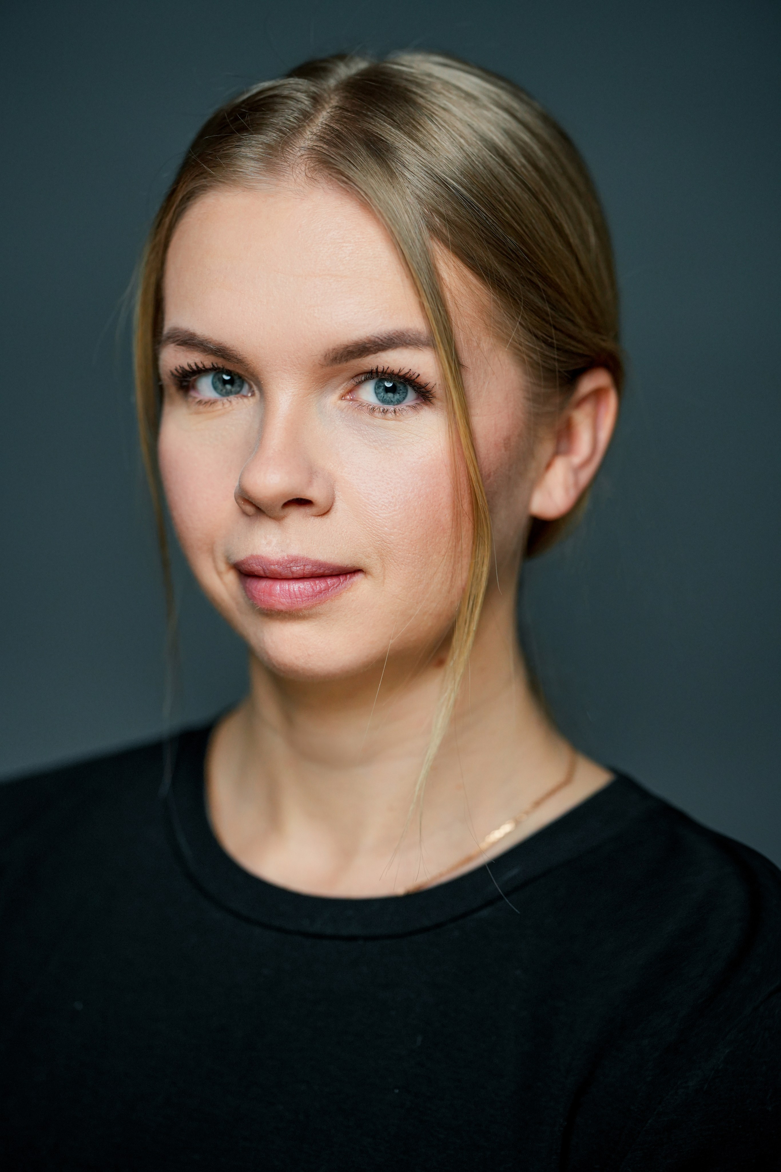 Актриса Давыдова Анастасия. Портретная съемка в Москве, студийный фотограф Игорь Фомин