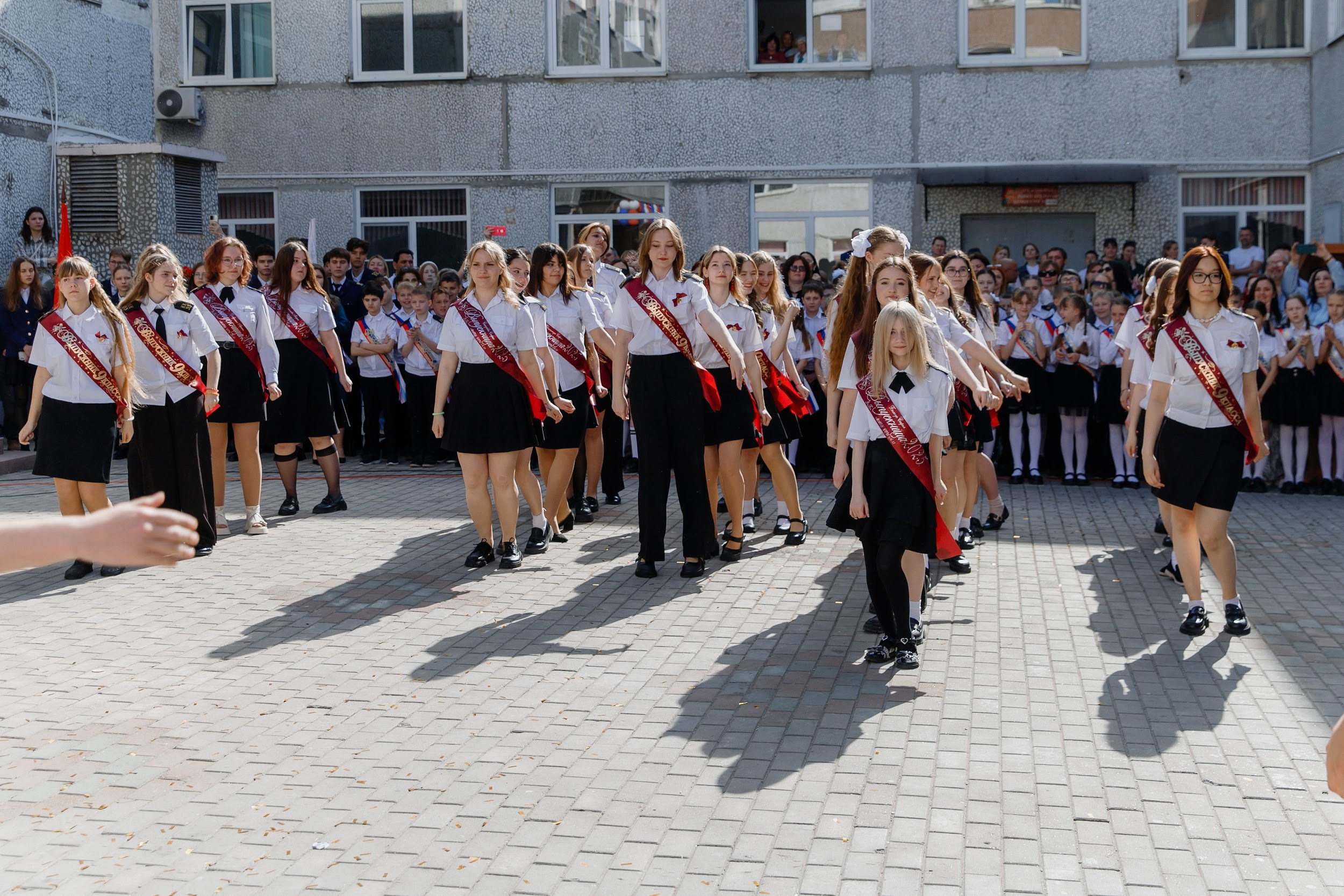 9 класс 33 школа. Выпускные альбомы Натальи Бутко: Новороссийск, Анапа, Геленджик