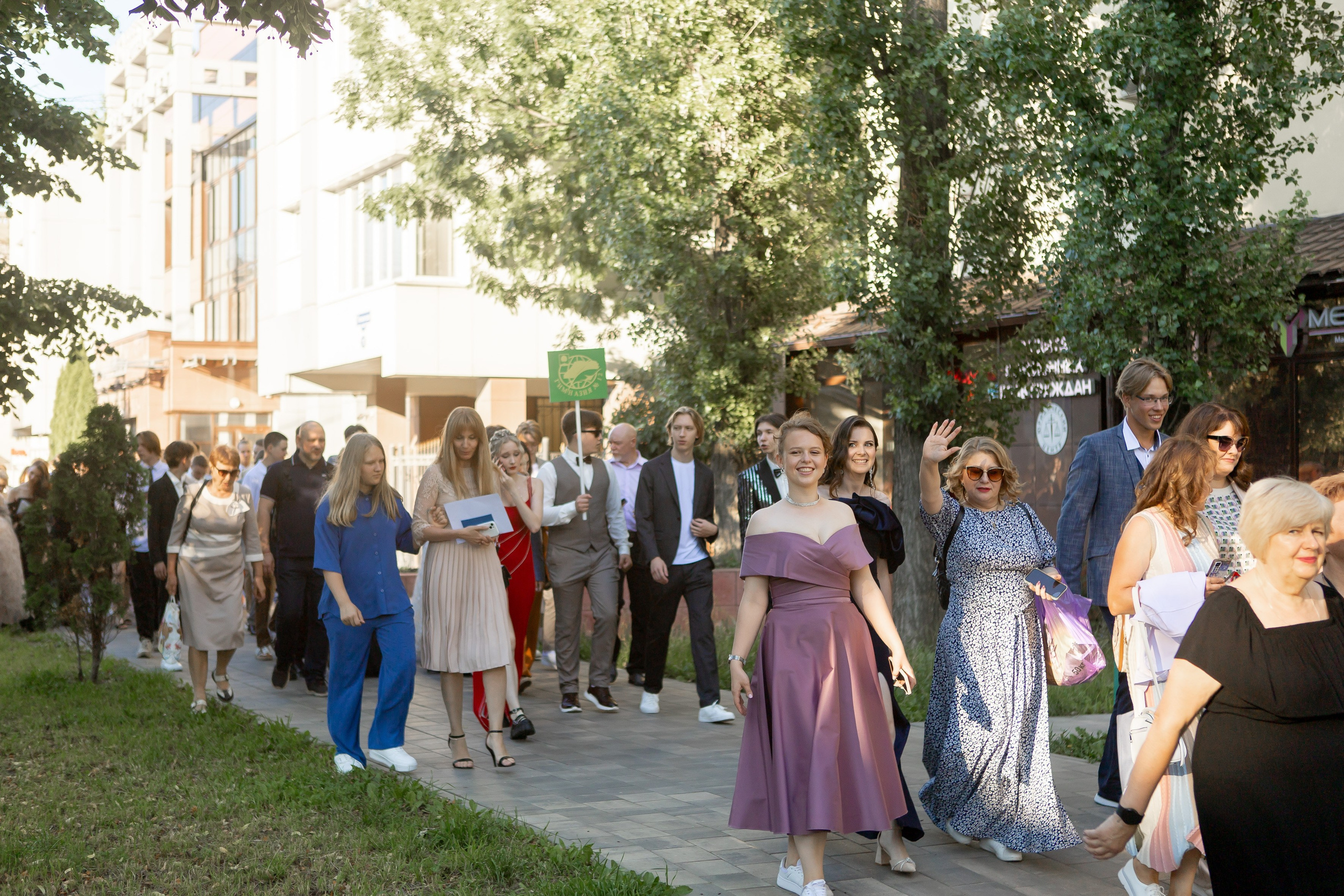 Выпускной Гимназия 12 2024 г. Свадебный и портретный Фотограф в Липецке Дмитрий Котюков