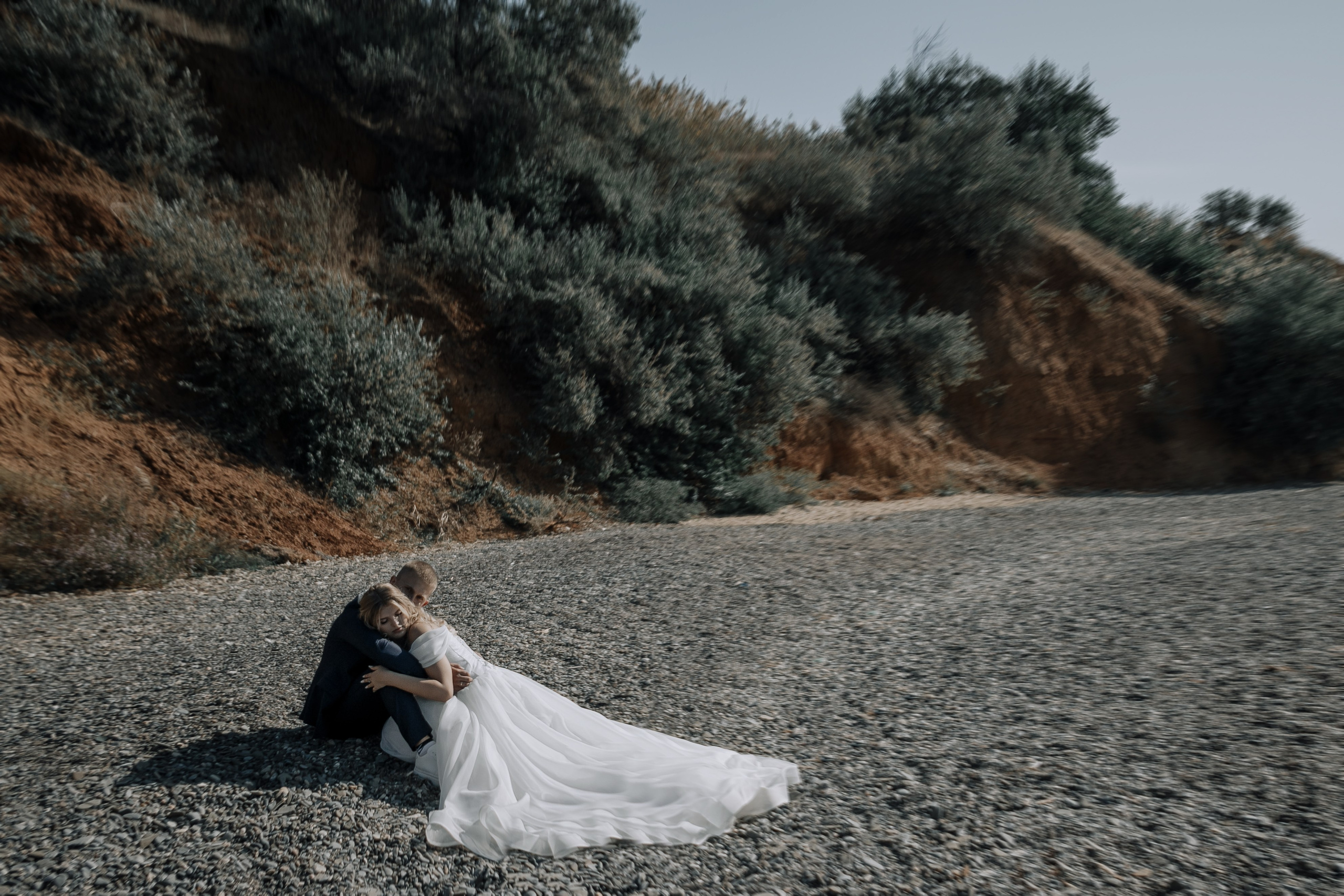 Илья и Полина на берегу моря. Фотограф в Крыму | Виктория Нотевская