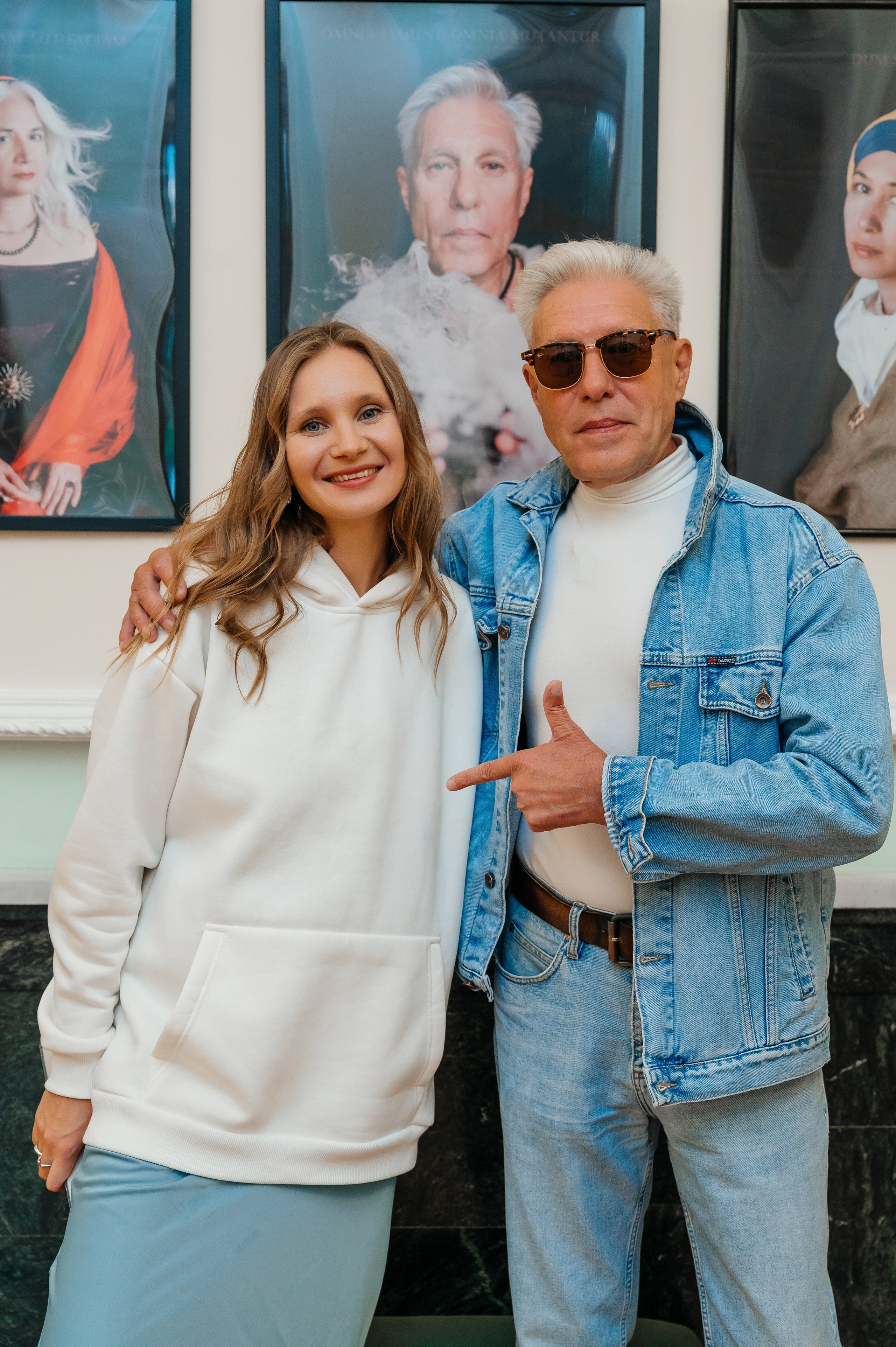 Открытие выставки Кати Васильевой в Молодежном театре. Wedding and family photographer USA