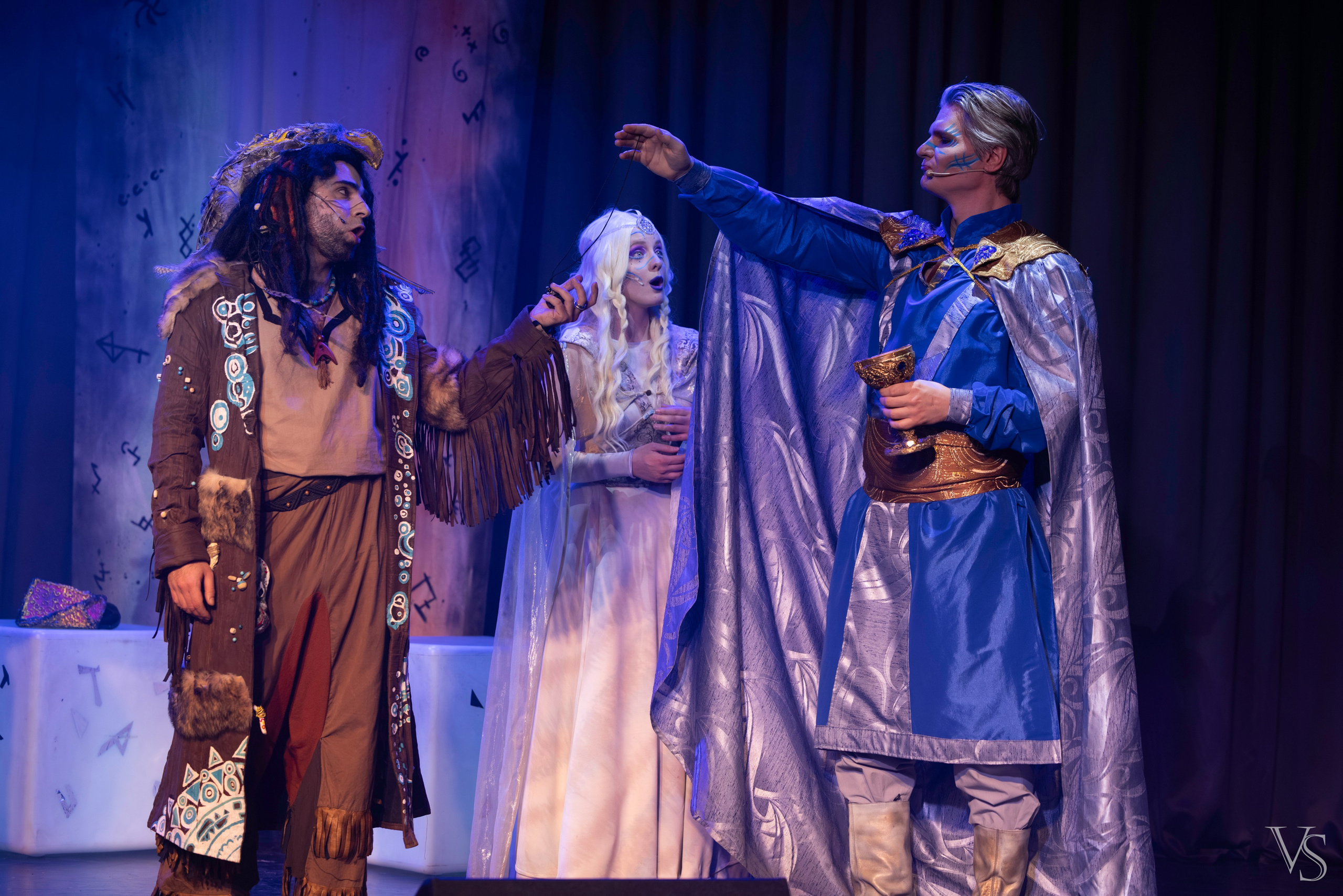 Книга стихий 25.01. Фотограф Виктор Степанов