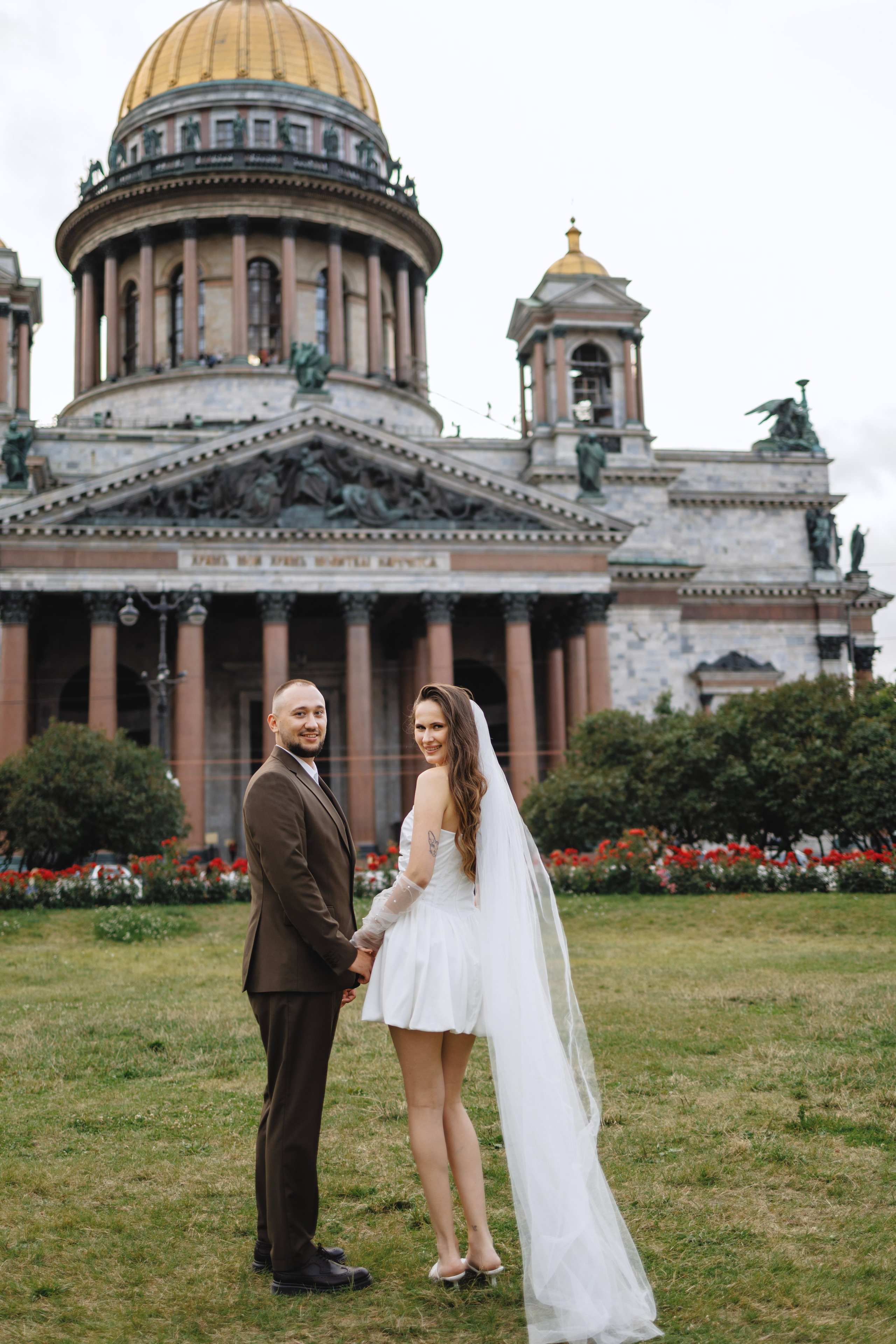 Руслан и Виолетта — Исаакий, Зимняя канавка. Боженова Елена фотограф Санкт-Петербург