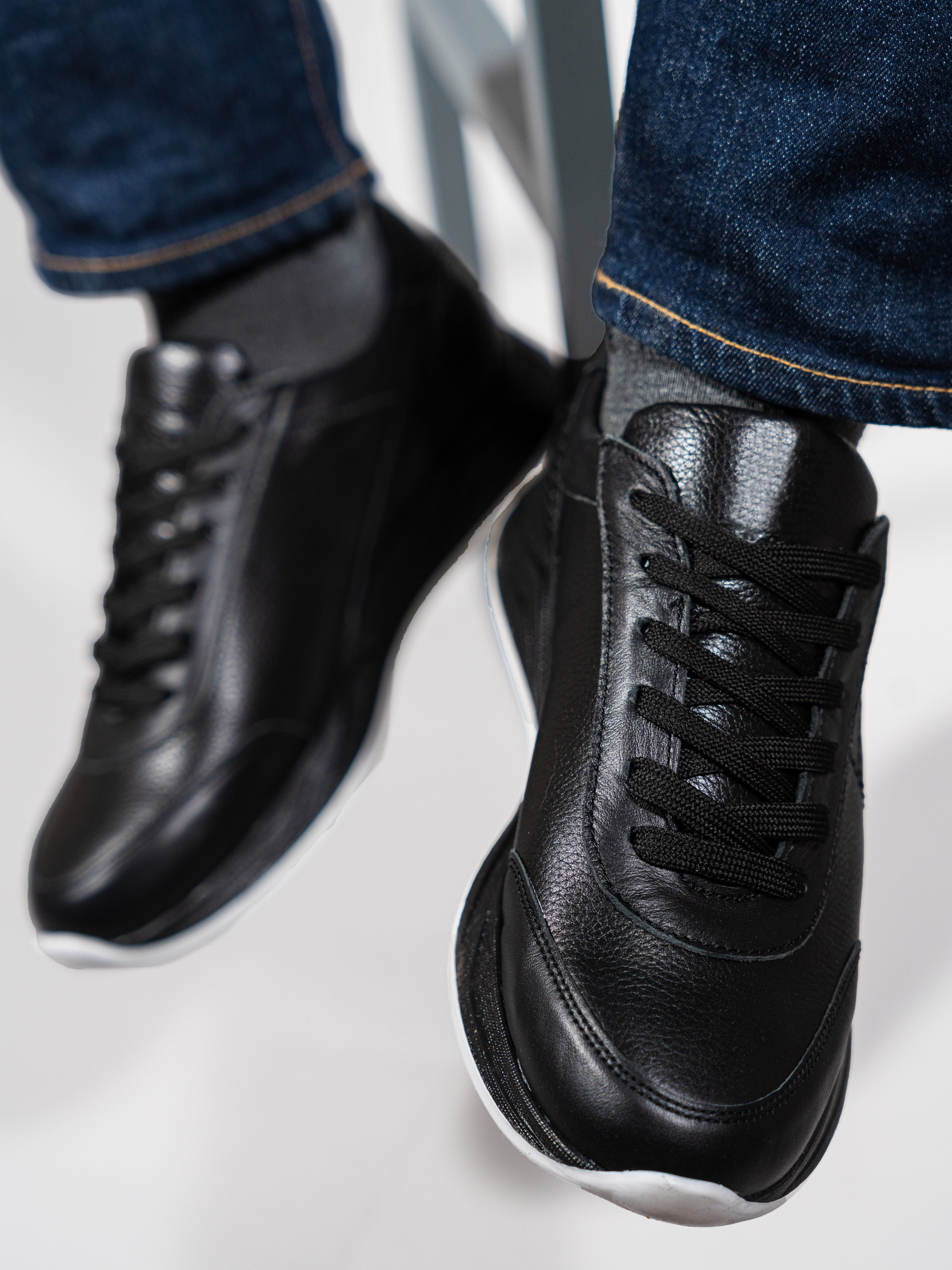 Съемка обуви + модельная съемка. Олейник Денис — предметный фотограф, фотограф для маркетплейсов в Казани