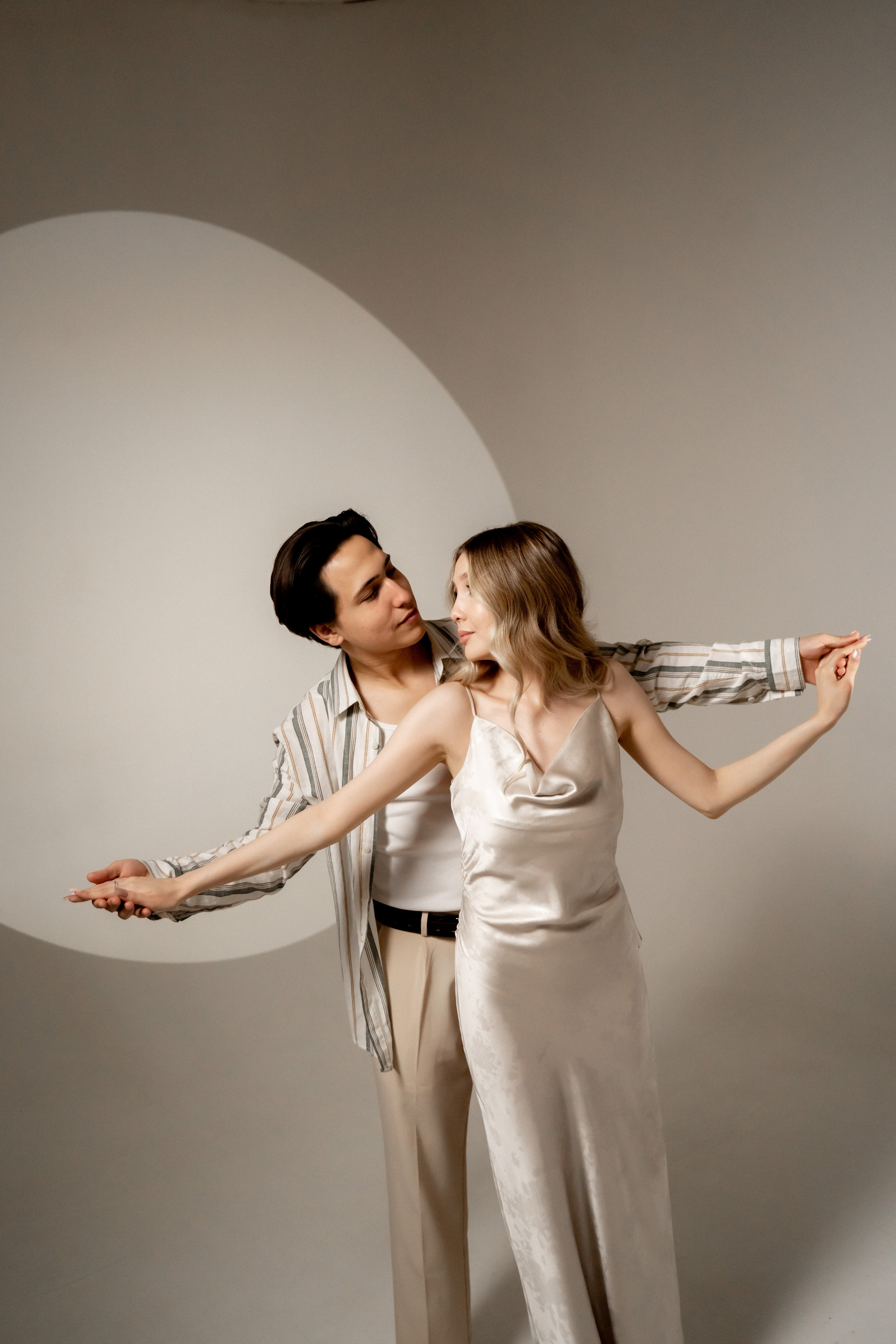 Пара в студии