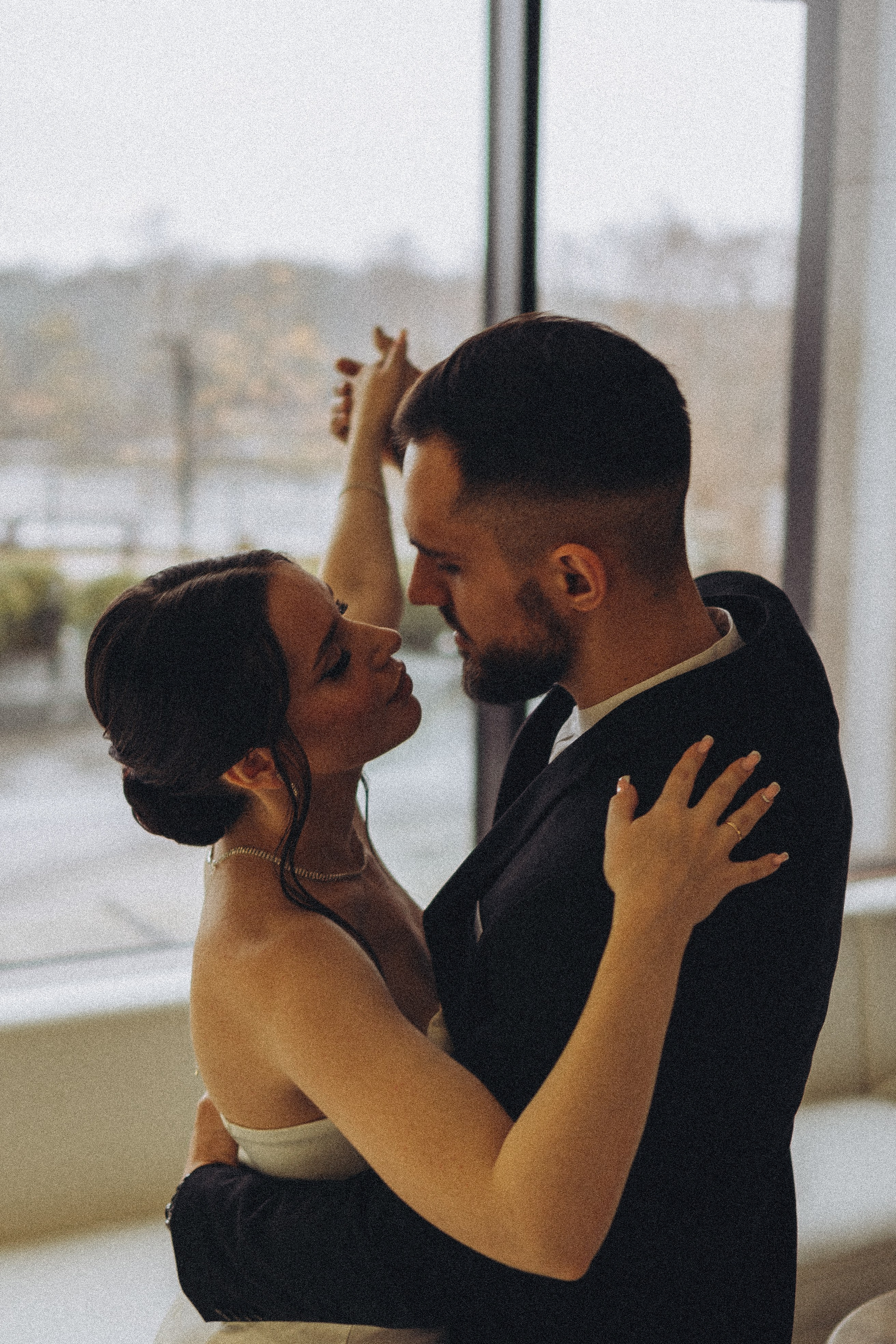 СВАДЕБНАЯ СЬЕМКА СБОРОВ ЖЕНИХА И НЕВЕСТЫ В ОТЕЛЕ И ТАКЖЕ ФОТОСЕССИИЯ В ОТЕЛЕЕ МЕГАПОЛИС БРЯНСК. Профессиональный фотограф, Санкт-Петербург — Виктория Богомолова