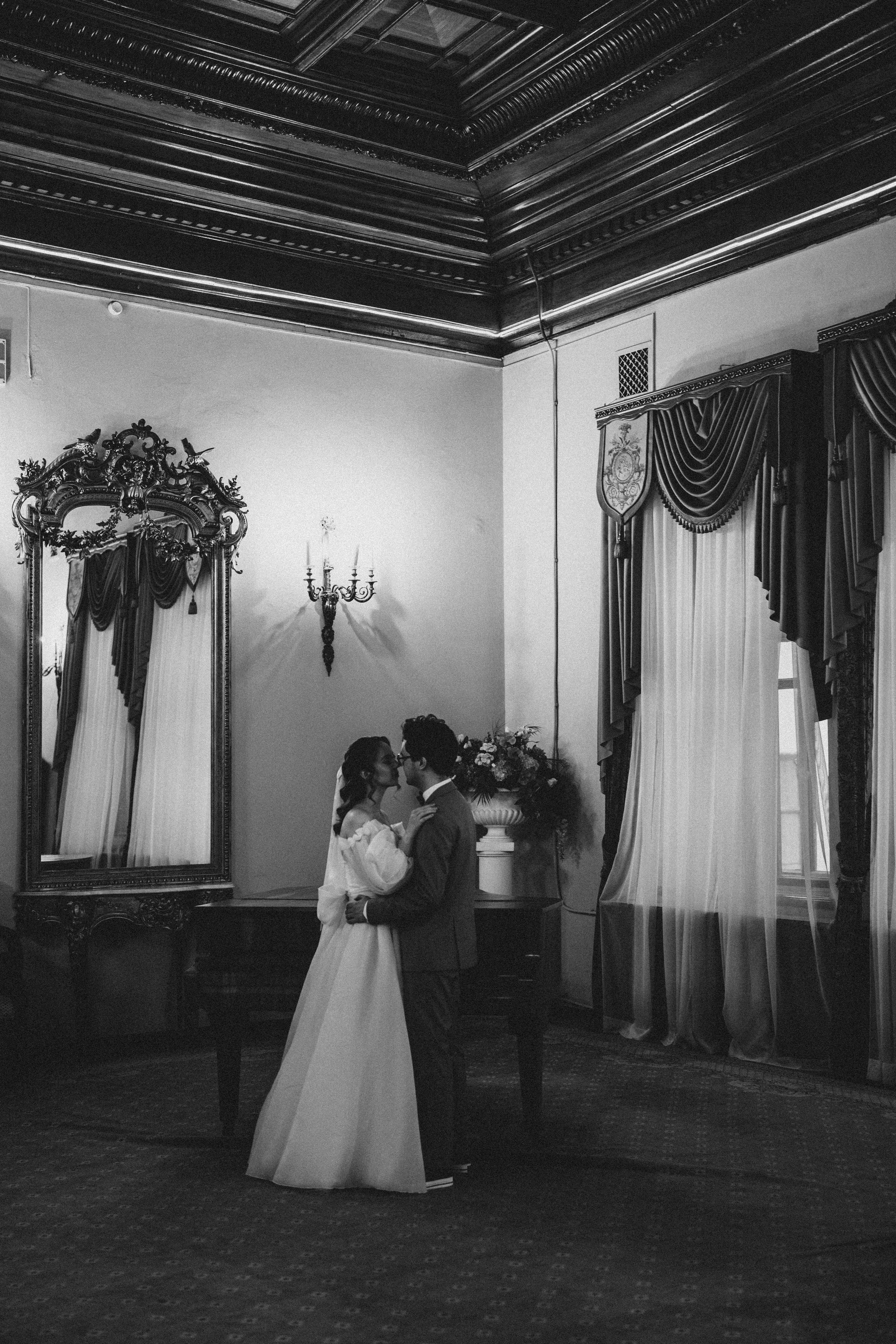 СВАДЕБНАЯ ВО ВТОРОМ ДВОРЦЕ И ПРОГУЛКА В ТАВРИЧЕСКОМ САДУ ЧБ. Профессиональный фотограф, Санкт-Петербург — Виктория Богомолова