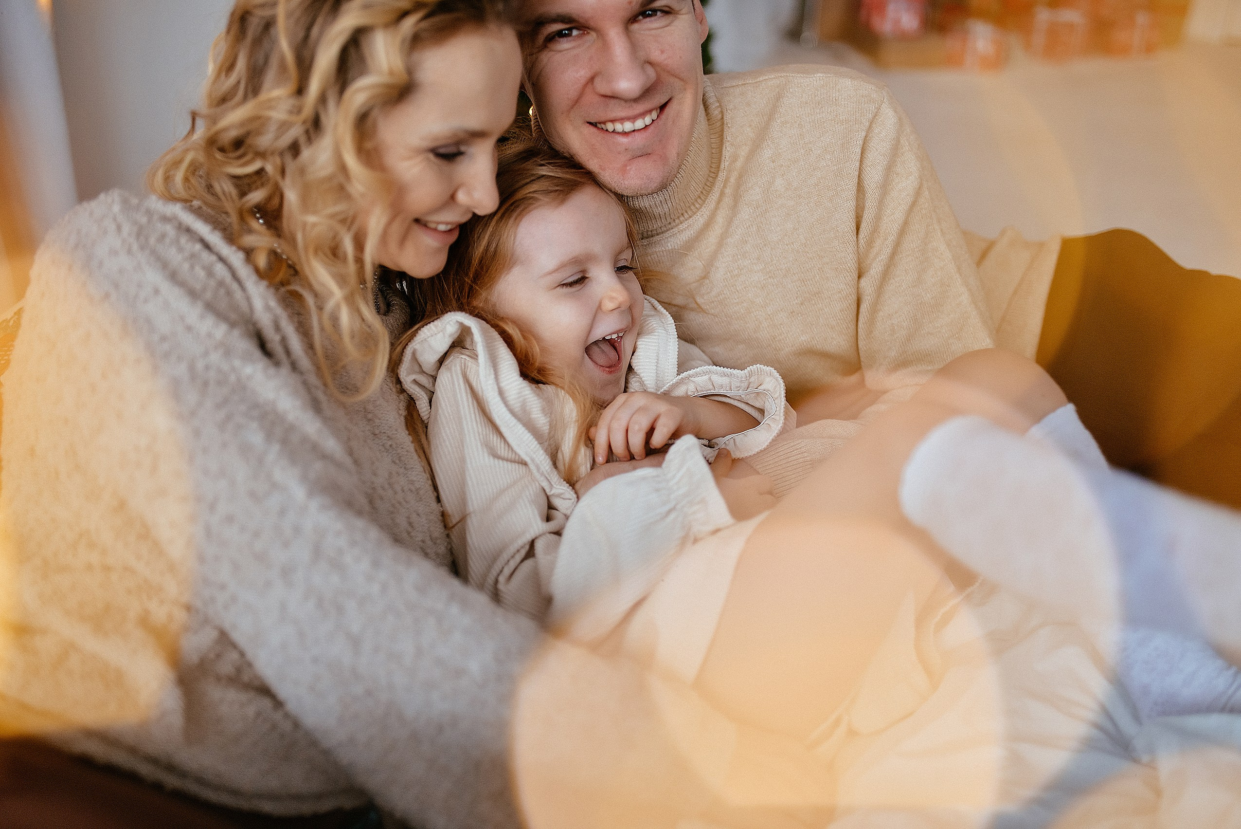 Семейная новогодняя фотосессия в Краснообске. Фотограф Дарья Едапина Новосибирск