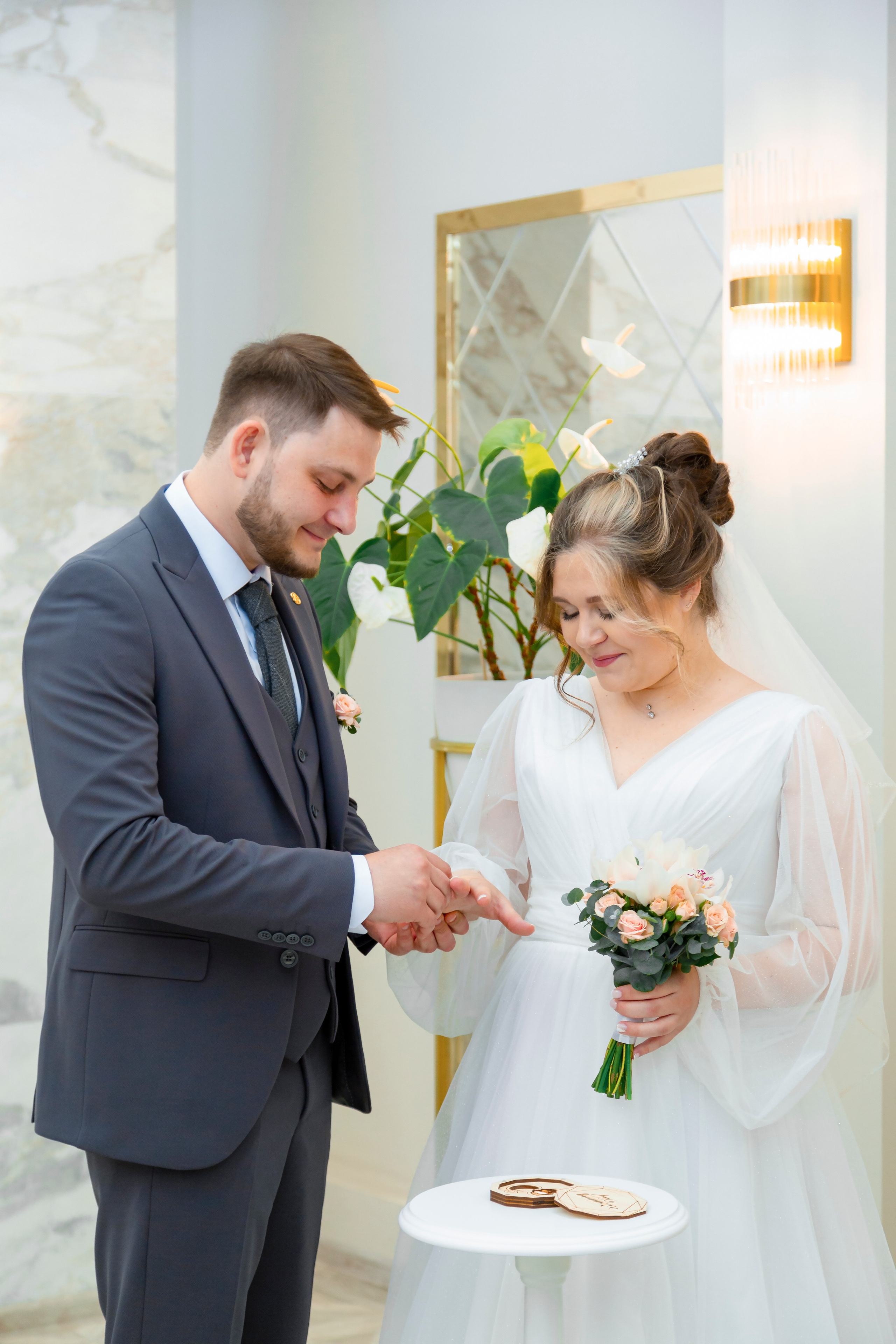 Артем и Оксана ~ Дворец № 4. Семейный и свадебный фотограф в Москве Татьяна Седлецкая