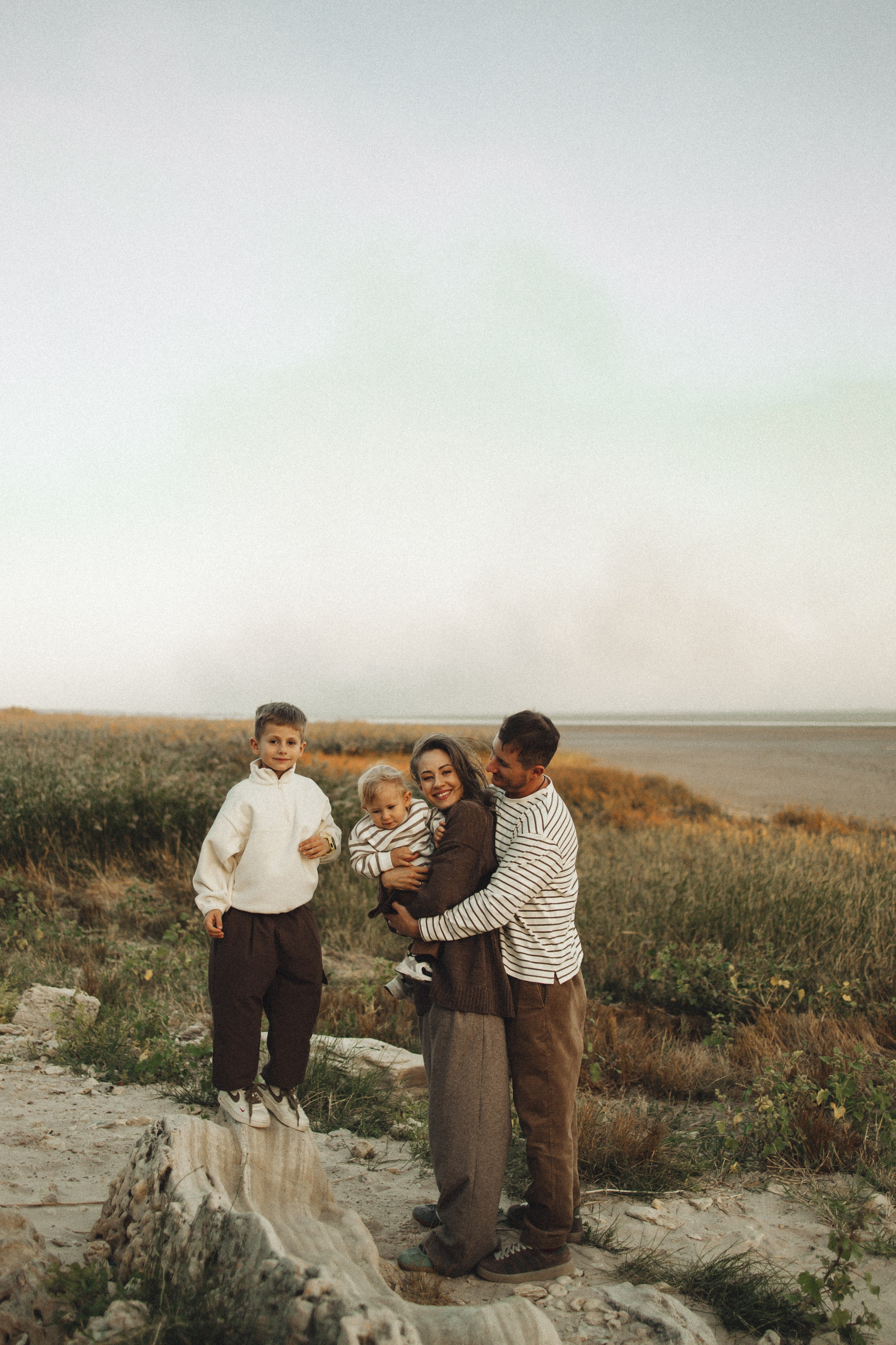 Семейная история, закат в Мержаново. Семейный и детский фотограф, таганрог, ростов-на-дону