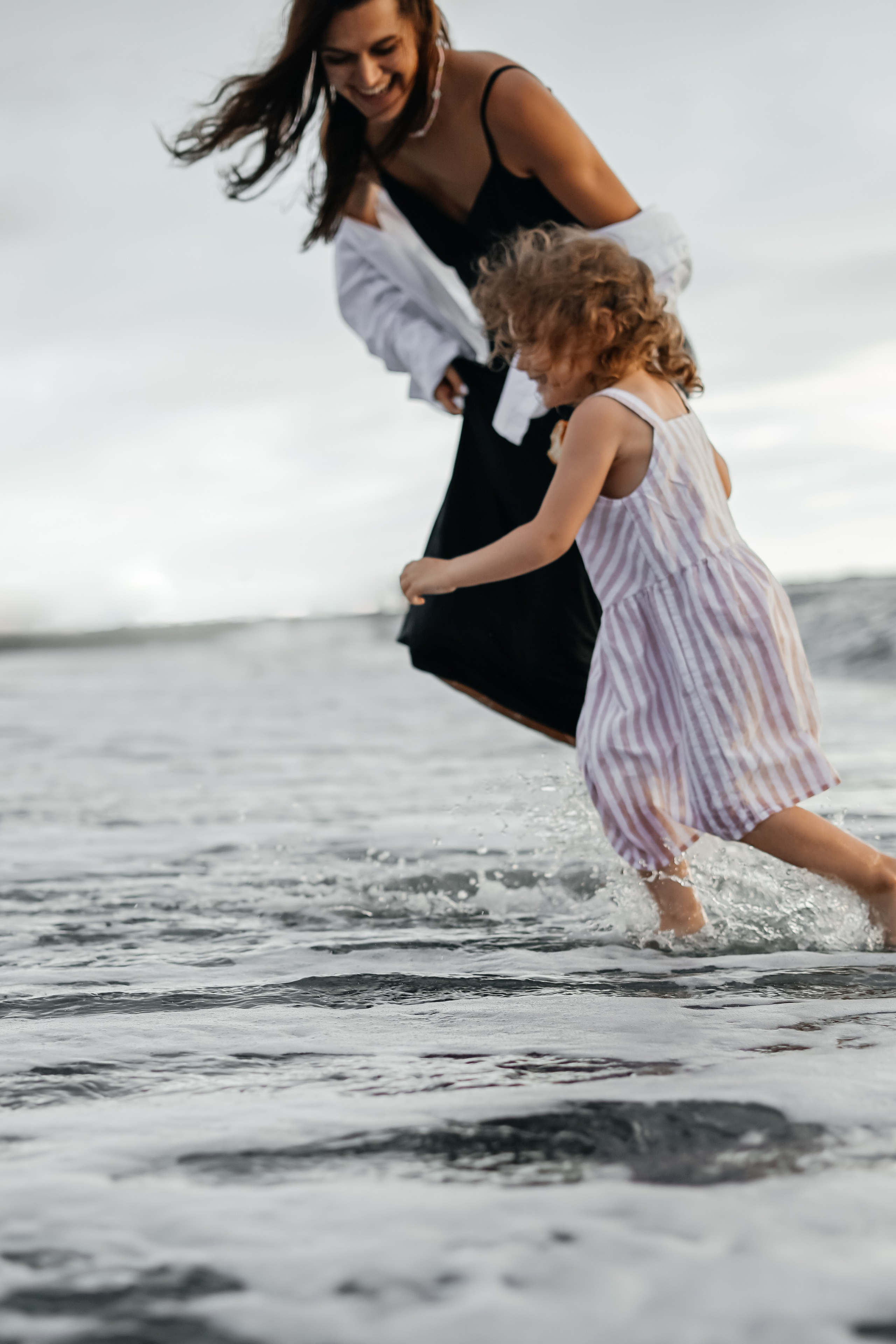 Сестры и их дочки. Главная