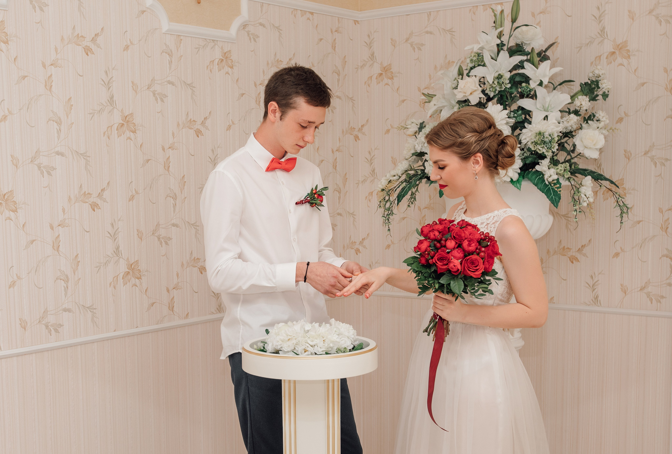 Александра и Артем. Свадьба в двух образах. Свадебный и семейный фотограф в Санкт-Петербурге и Сестрорецке