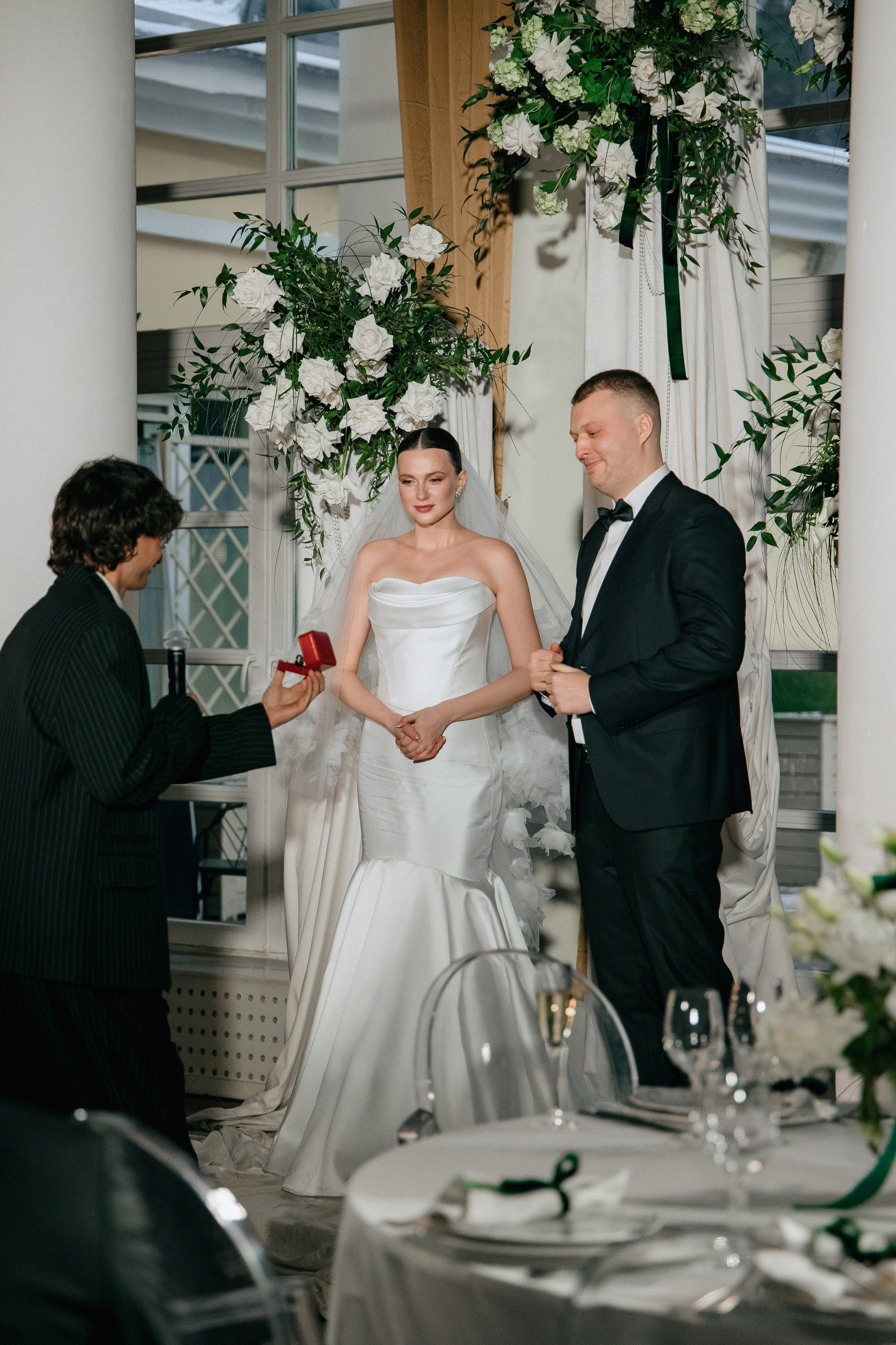 Свадебный банкет на вилле Политика. Свадебный фотограф Москва