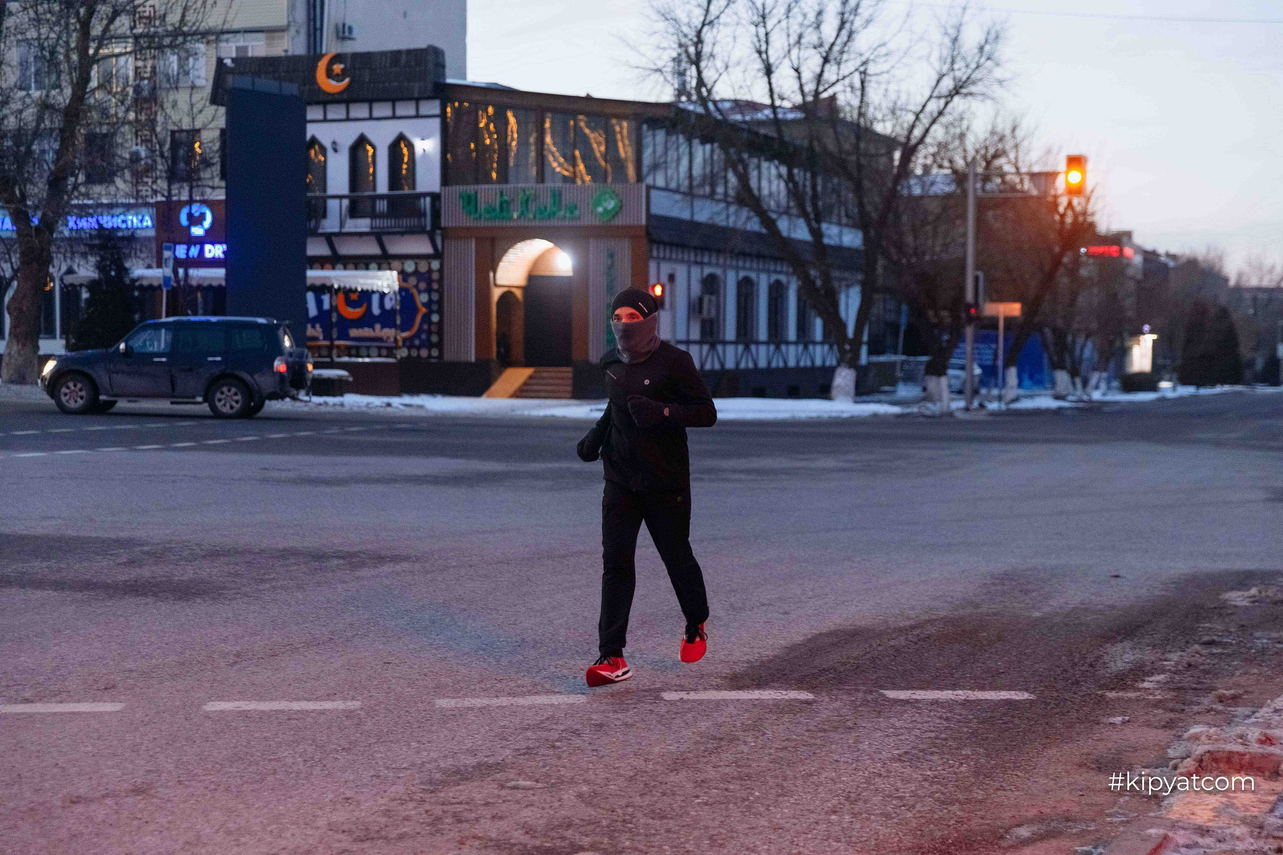 RUNHARD BY SPORTNATION