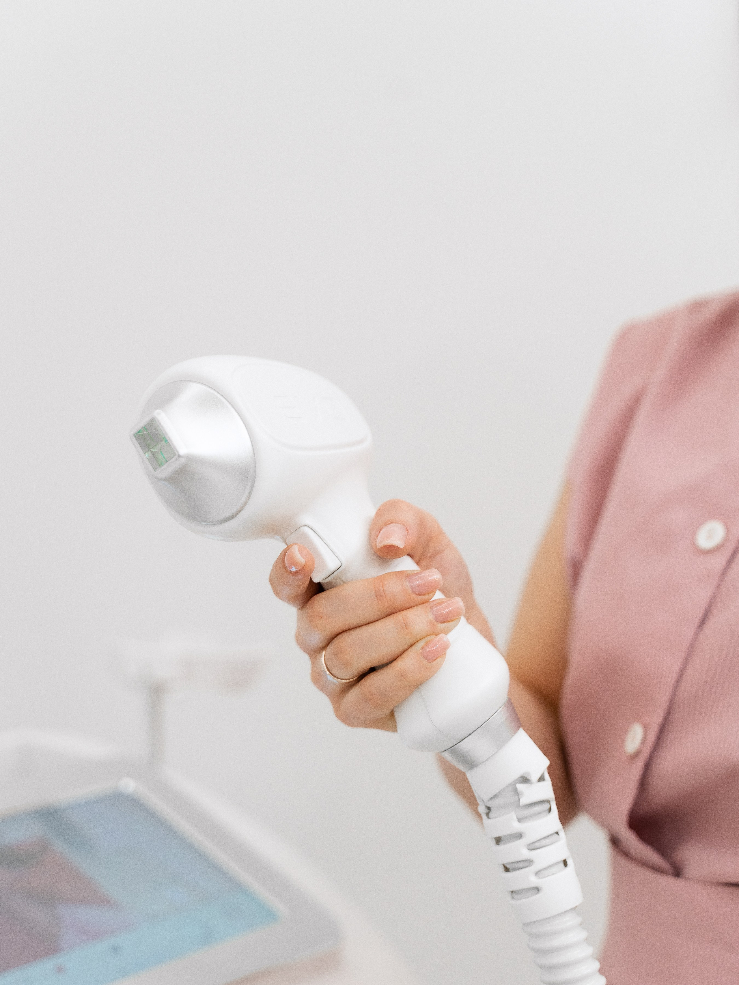 De Love. Студия лазерной эпиляции. Nadezhda Migunova, Photographer