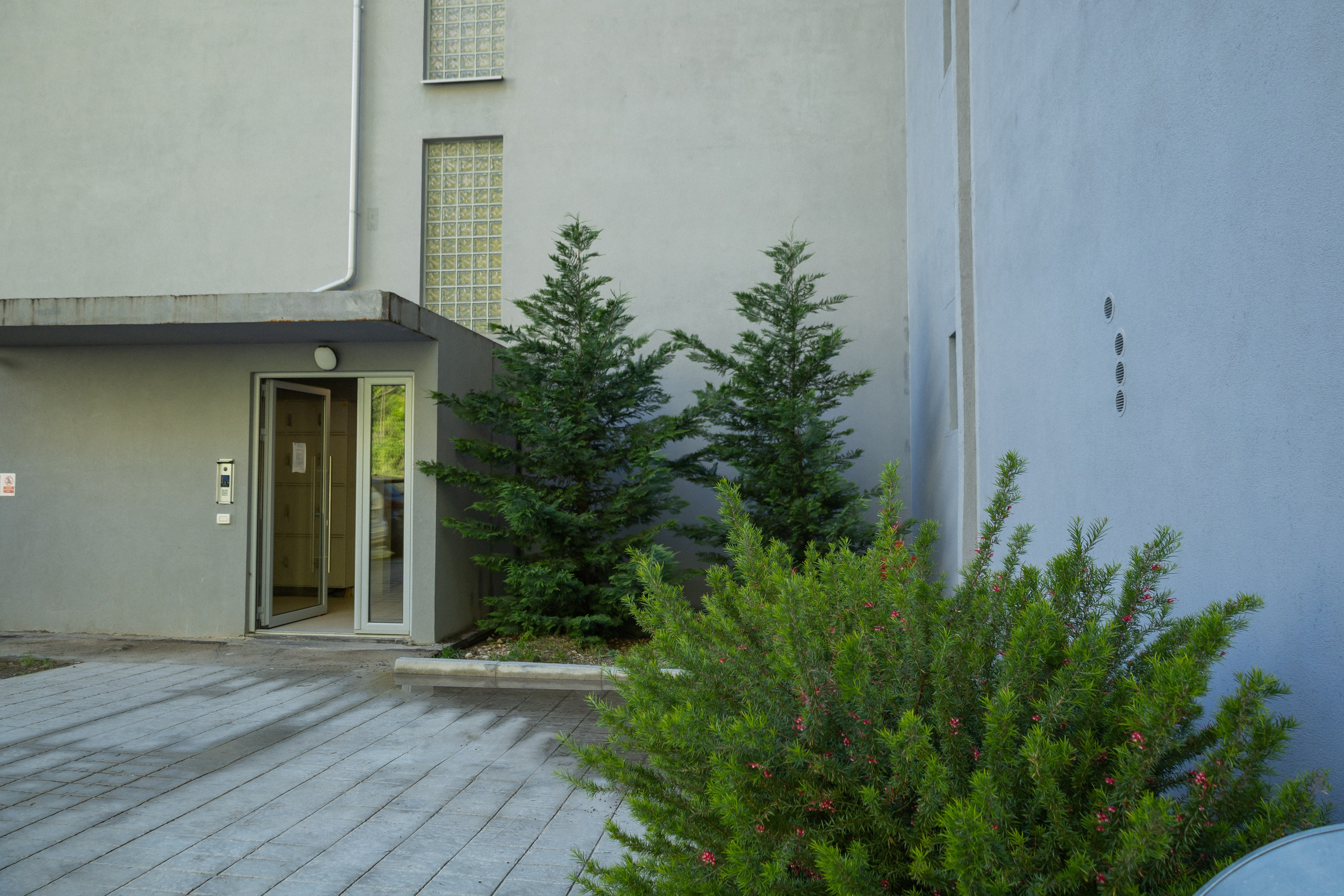 Private apartment for airbnb rent. Fotograf u Crnoj Gori-porodično fotografisanje sa djecom, lovestory, nekretnine