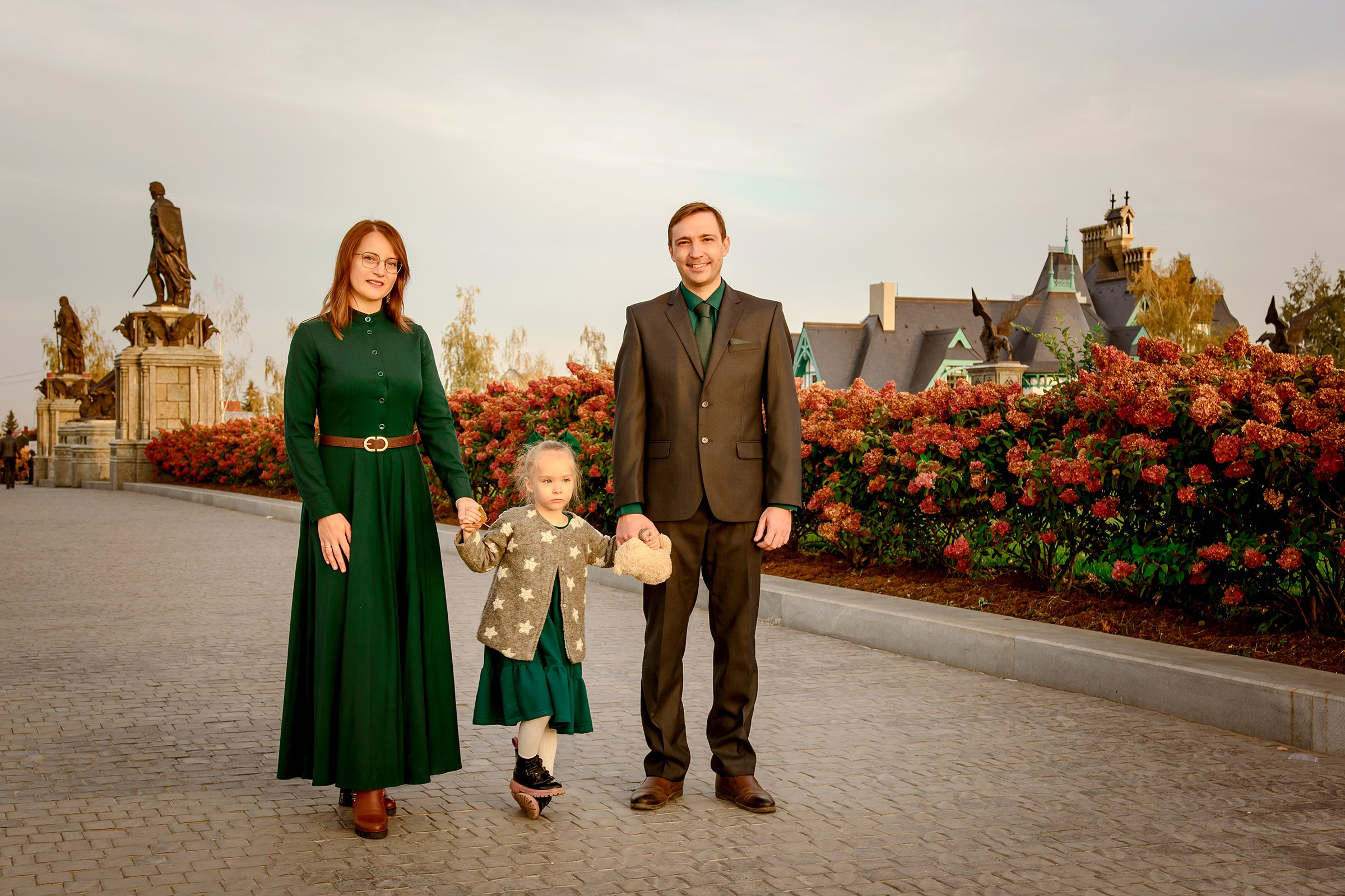 Семейная фотосессия у Замка Гарибальди. Фотограф Оксана Сафонова г. Тольятти