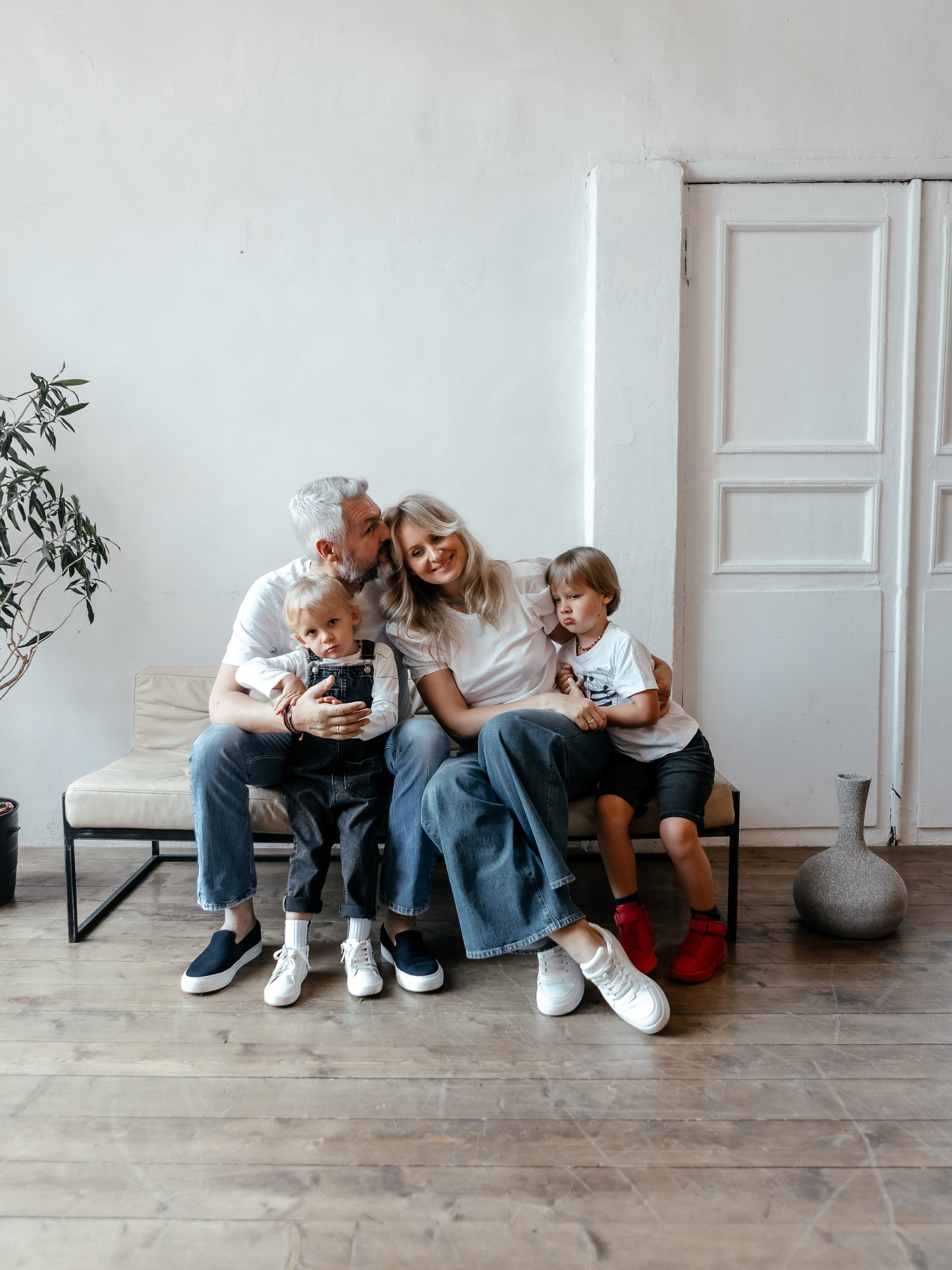 Для Алексея, Ольги, Германа и Феликса. Евгения Пелипас