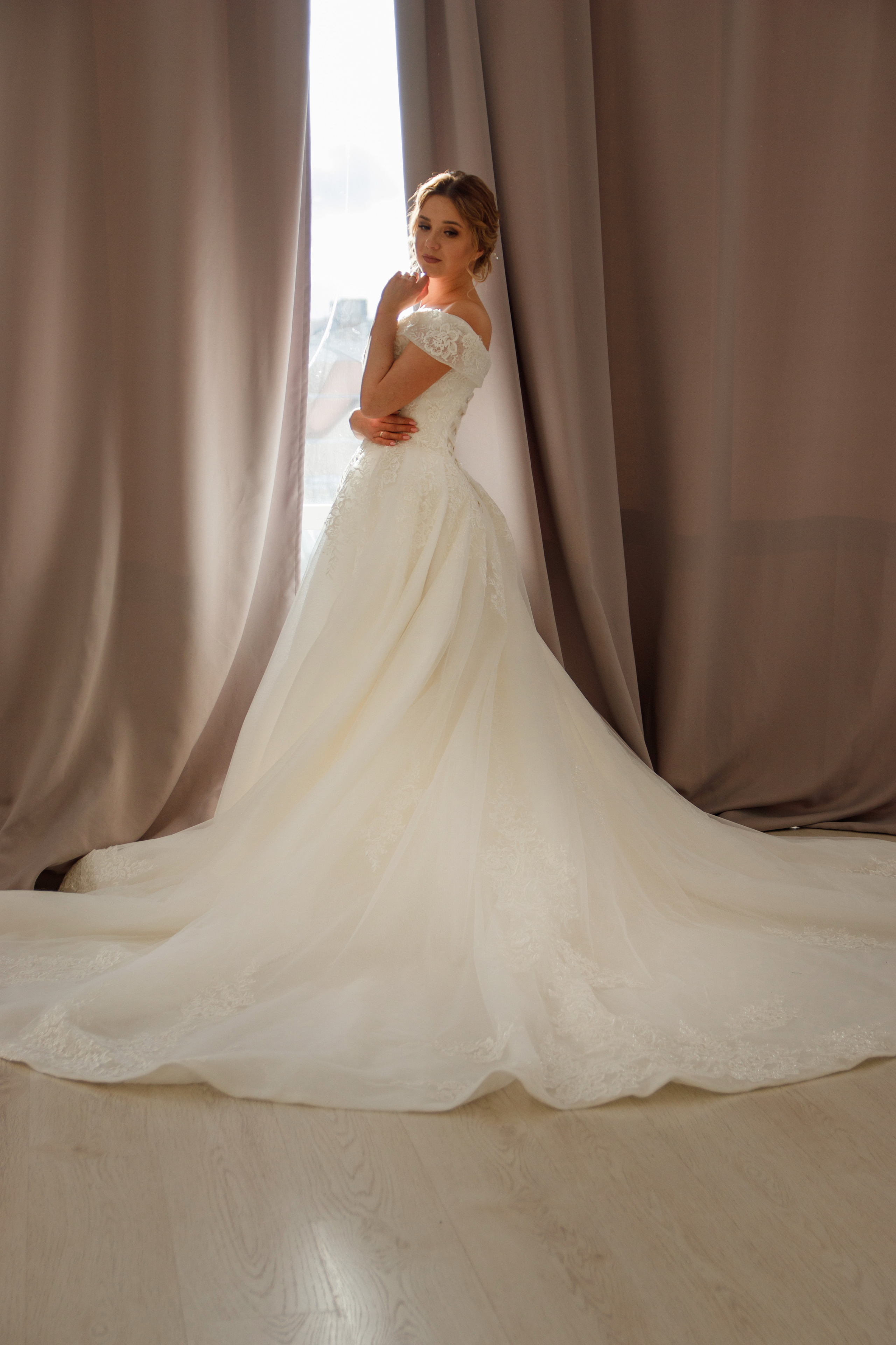 Свадебная съёмка в студии. Женский и семейный фотограф в Москве и Московской области Наталья Минт