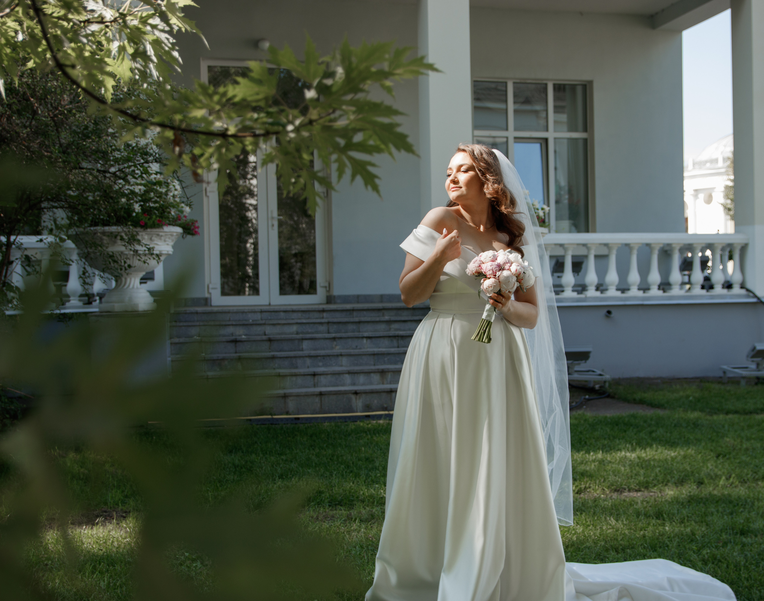 Свадебная прогулка ВДНХ. Женский и семейный фотограф в Москве и Московской области Наталья Минт