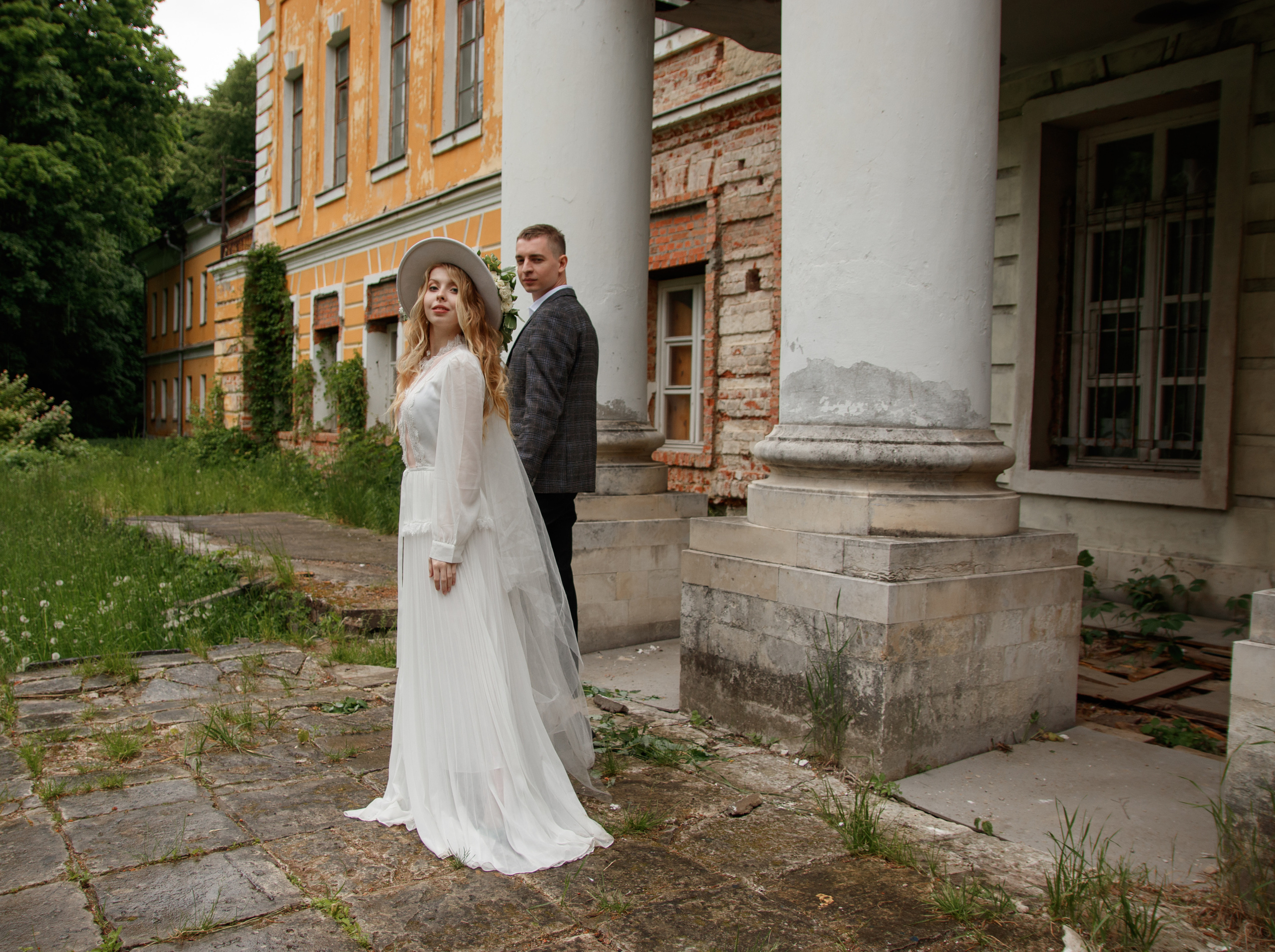 Свадебная прогулка в Суханово. Женский и семейный фотограф в Москве и Московской области Наталья Минт
