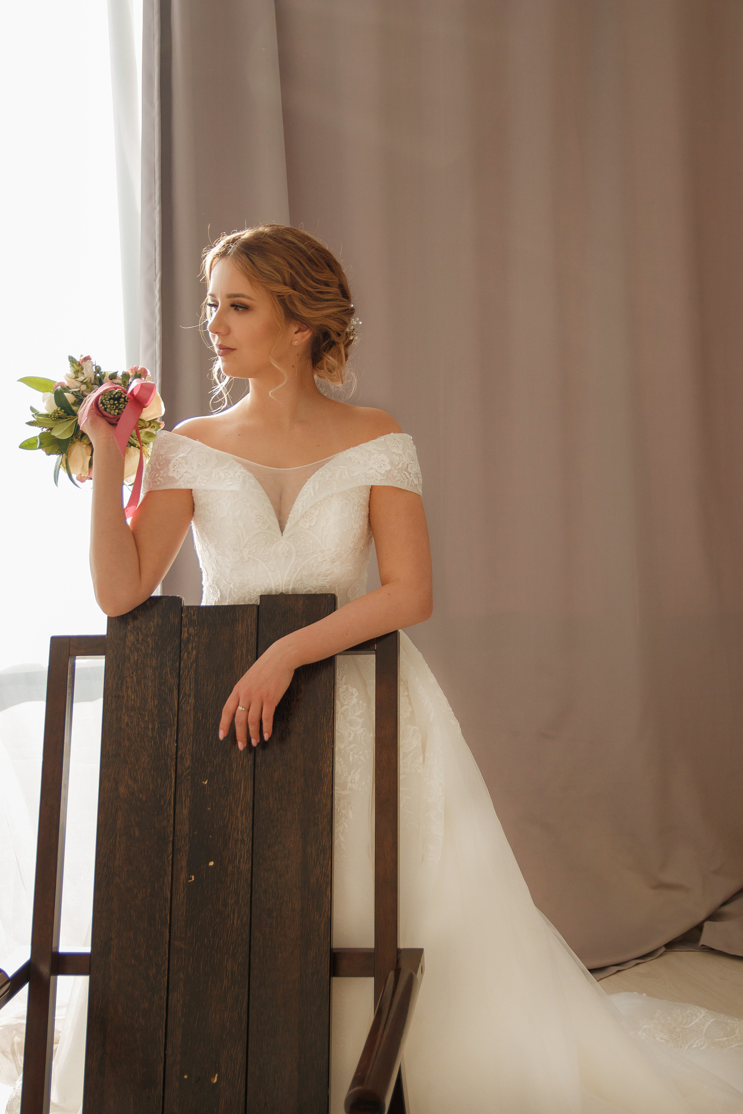 Свадебная съёмка в студии. Женский и семейный фотограф в Москве и Московской области Наталья Минт