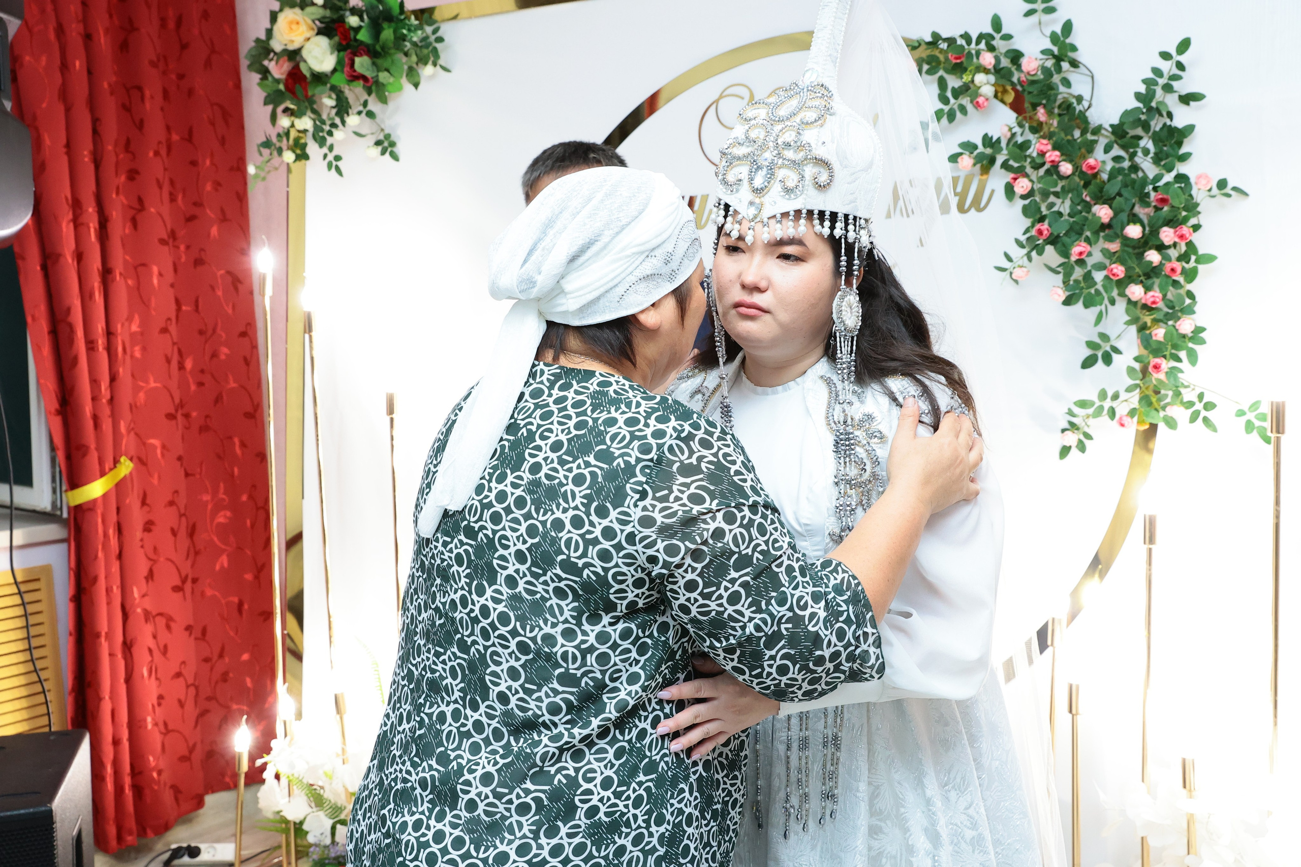 Умсум. Кыз узату. Главная