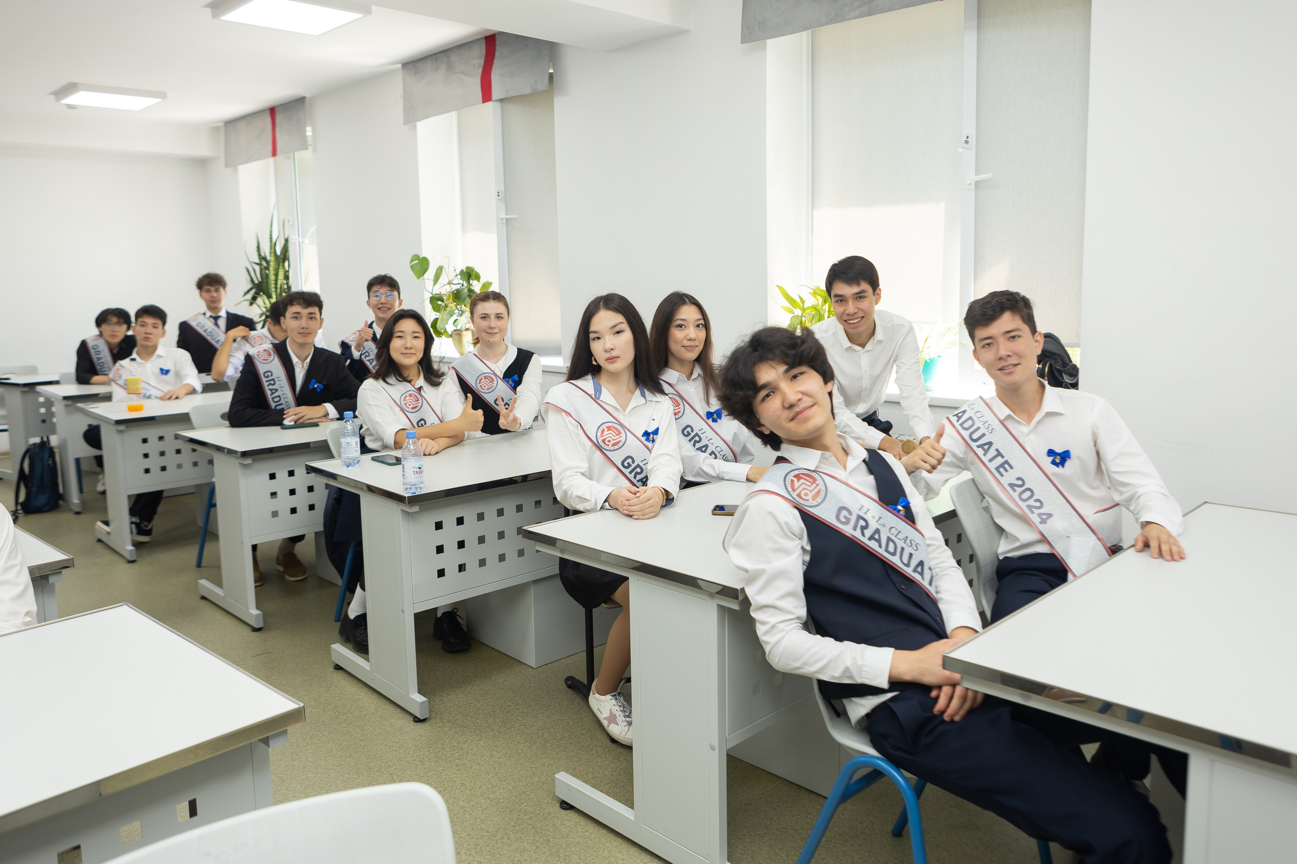 Вручениe | Линейка. Фото и видеосъемка в Алматы