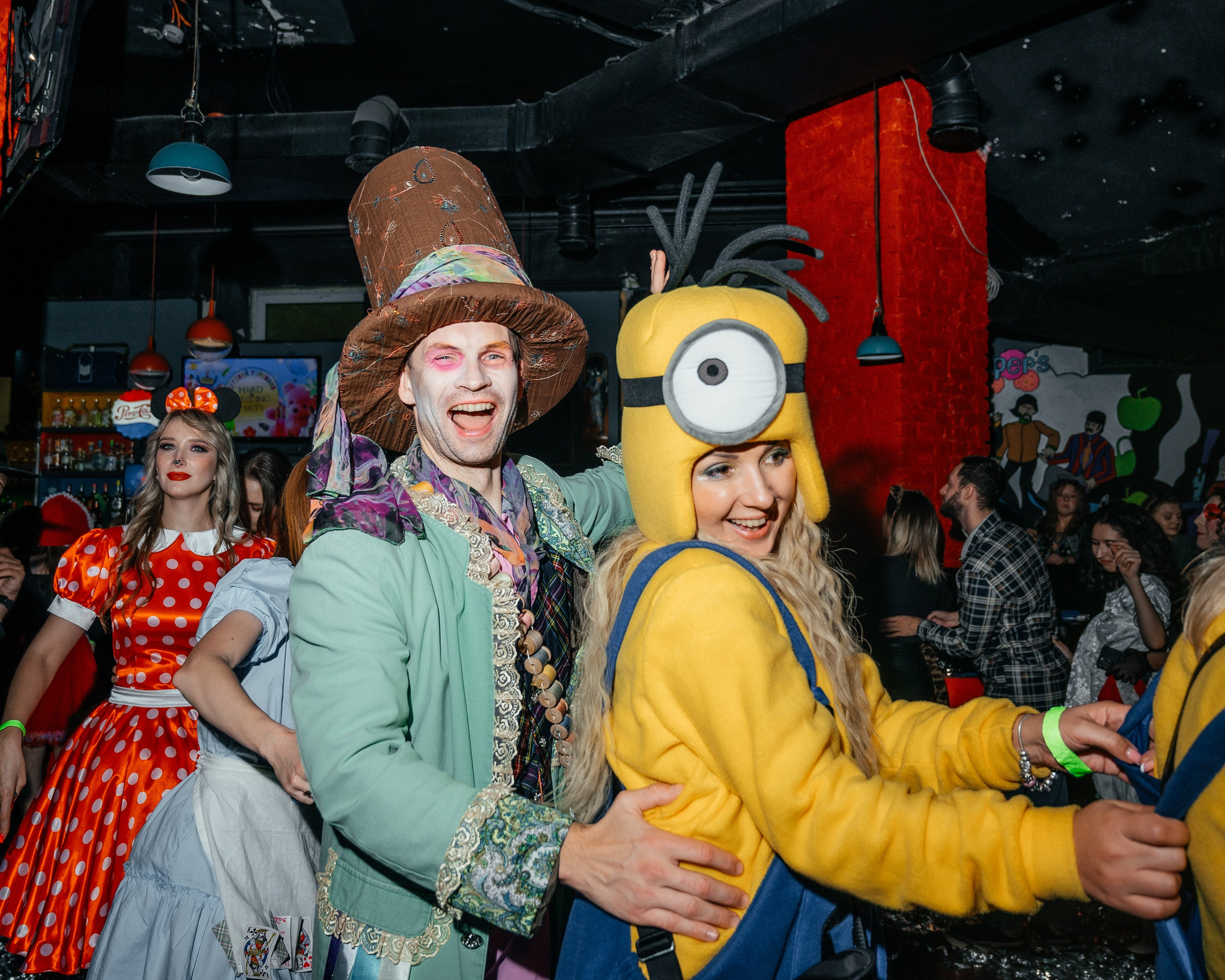 Репортажный фотограф на корпоратив и другие мероприятия. Свадебный и семейный фотограф в Краснодаре Марина Стёпа