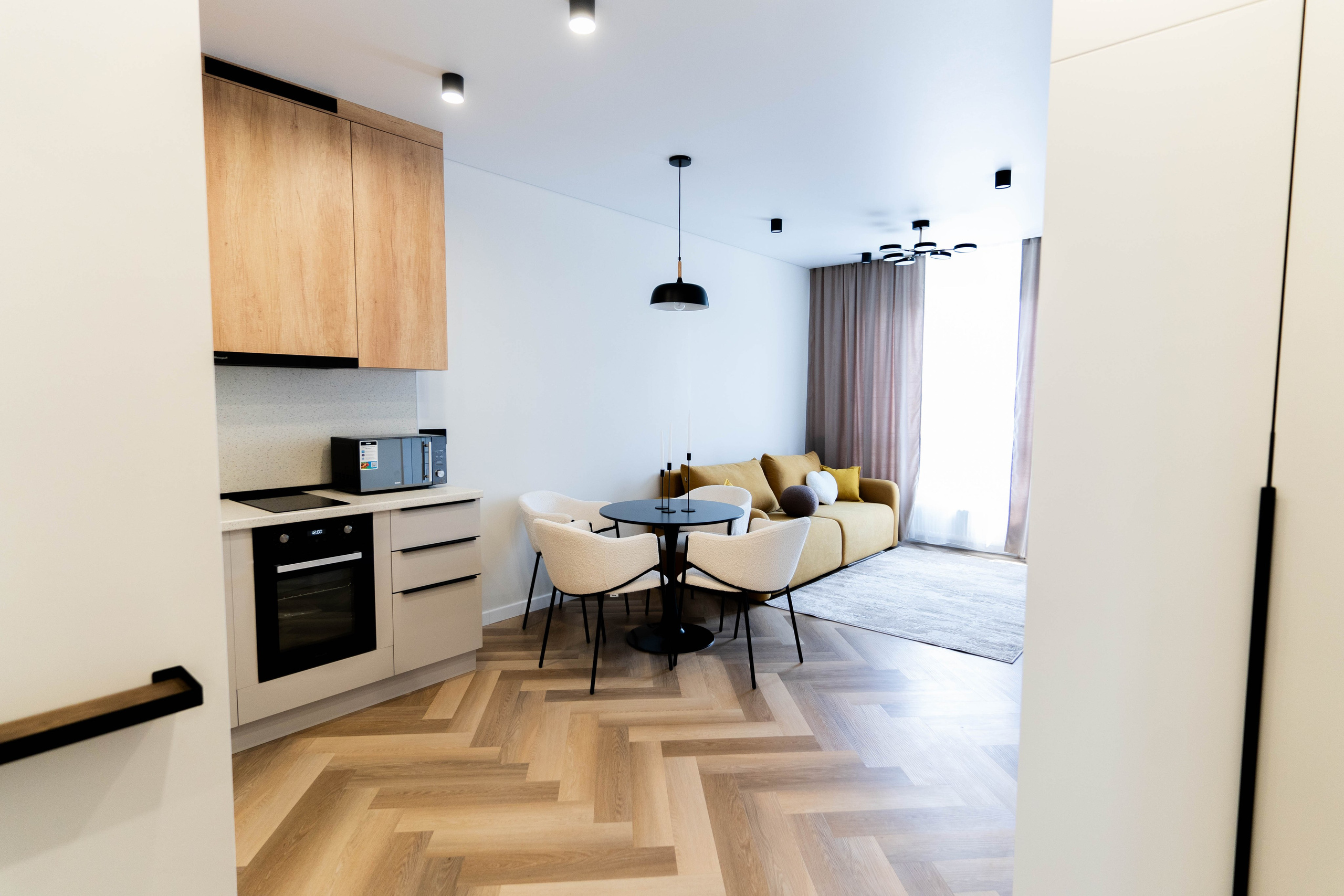 Kronstadt Boulevard. Rezyame